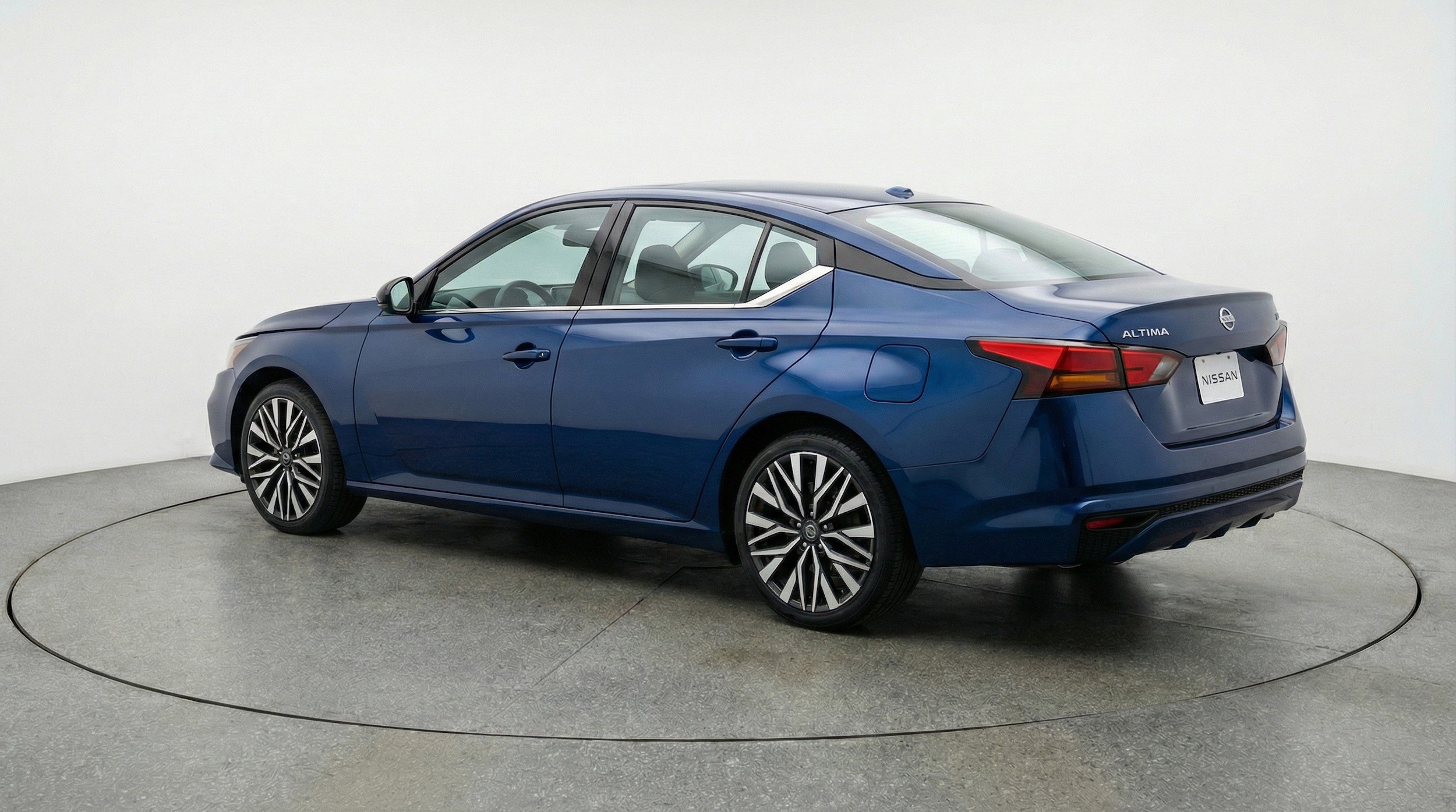 Thumbnail: 2025 Nissan Altima - 6