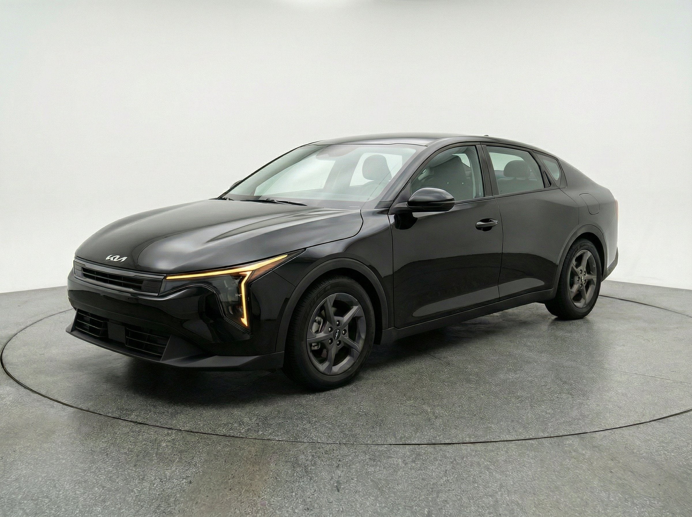 Thumbnail: 2025 Kia K4 - 3