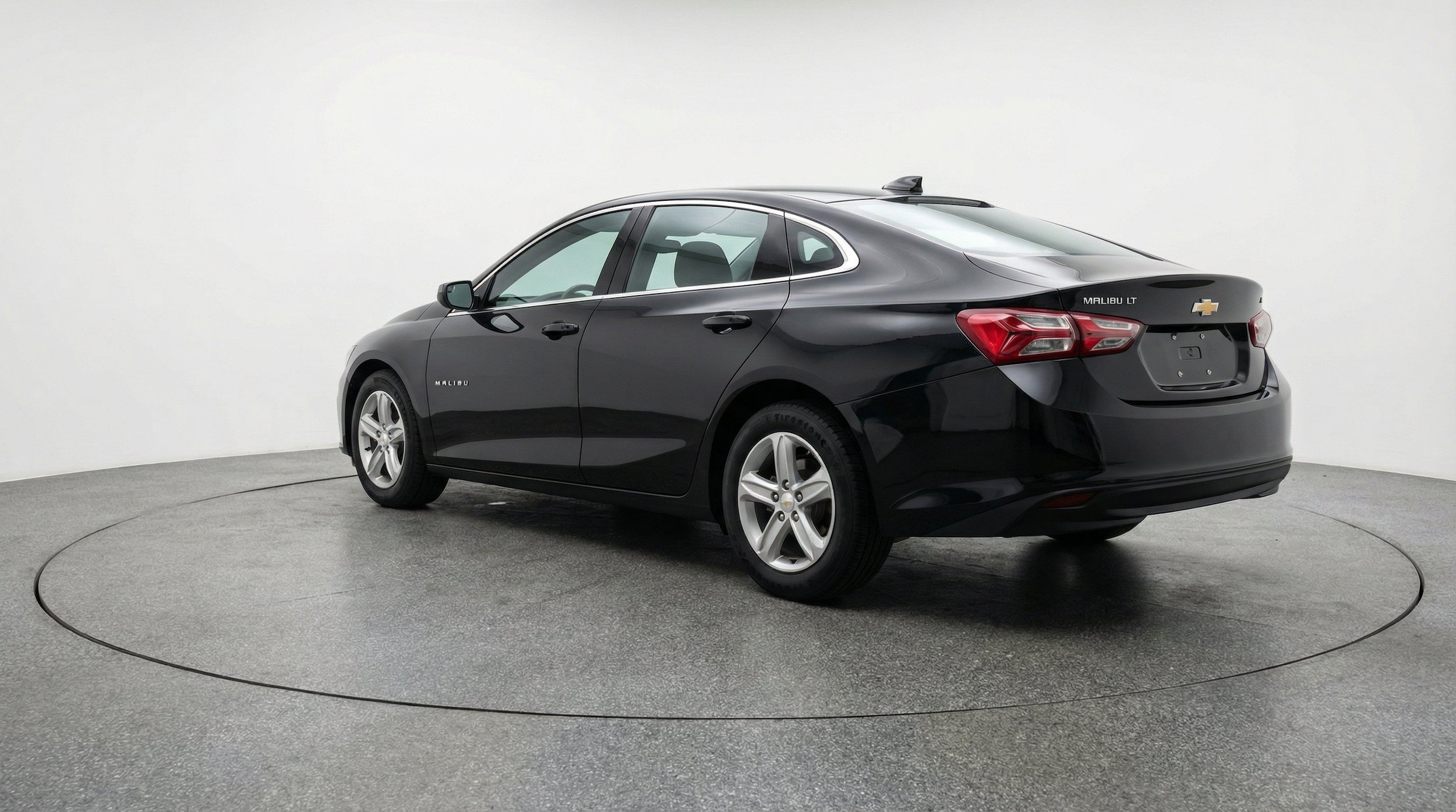 Thumbnail: 2024 Chevrolet Malibu - 6