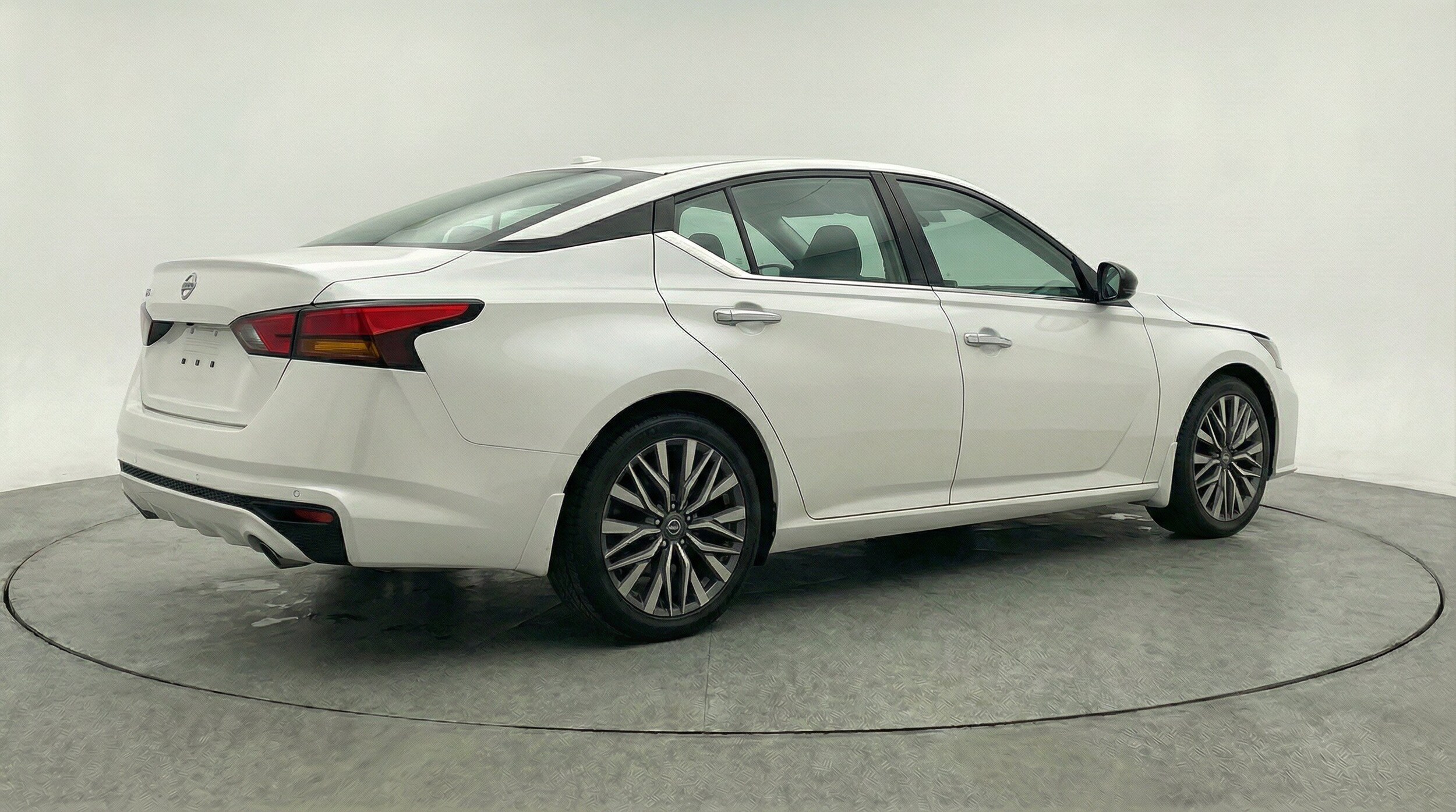 Thumbnail: 2025 Nissan Altima - 9