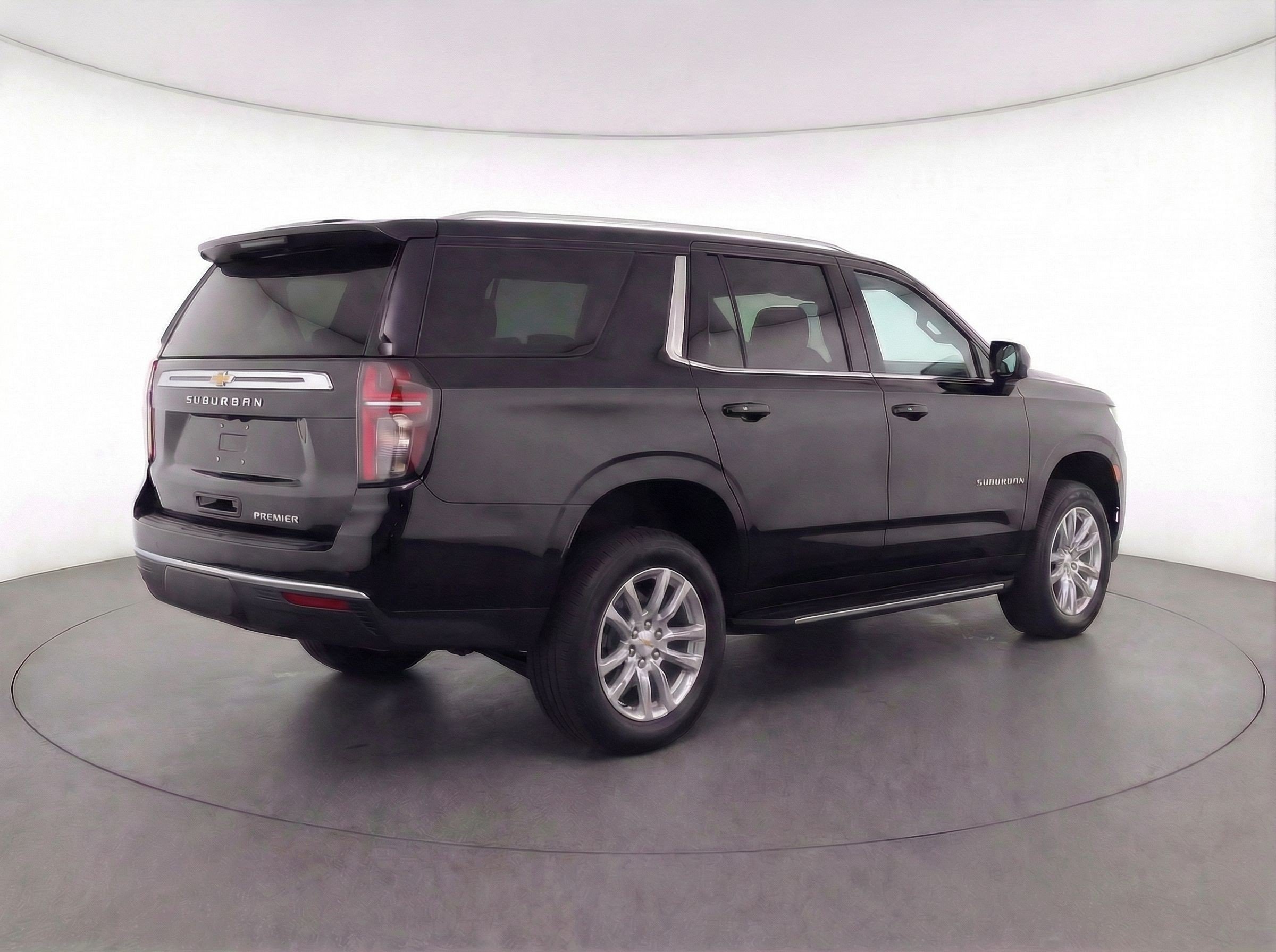Thumbnail: 2023 Chevrolet Suburban - 9