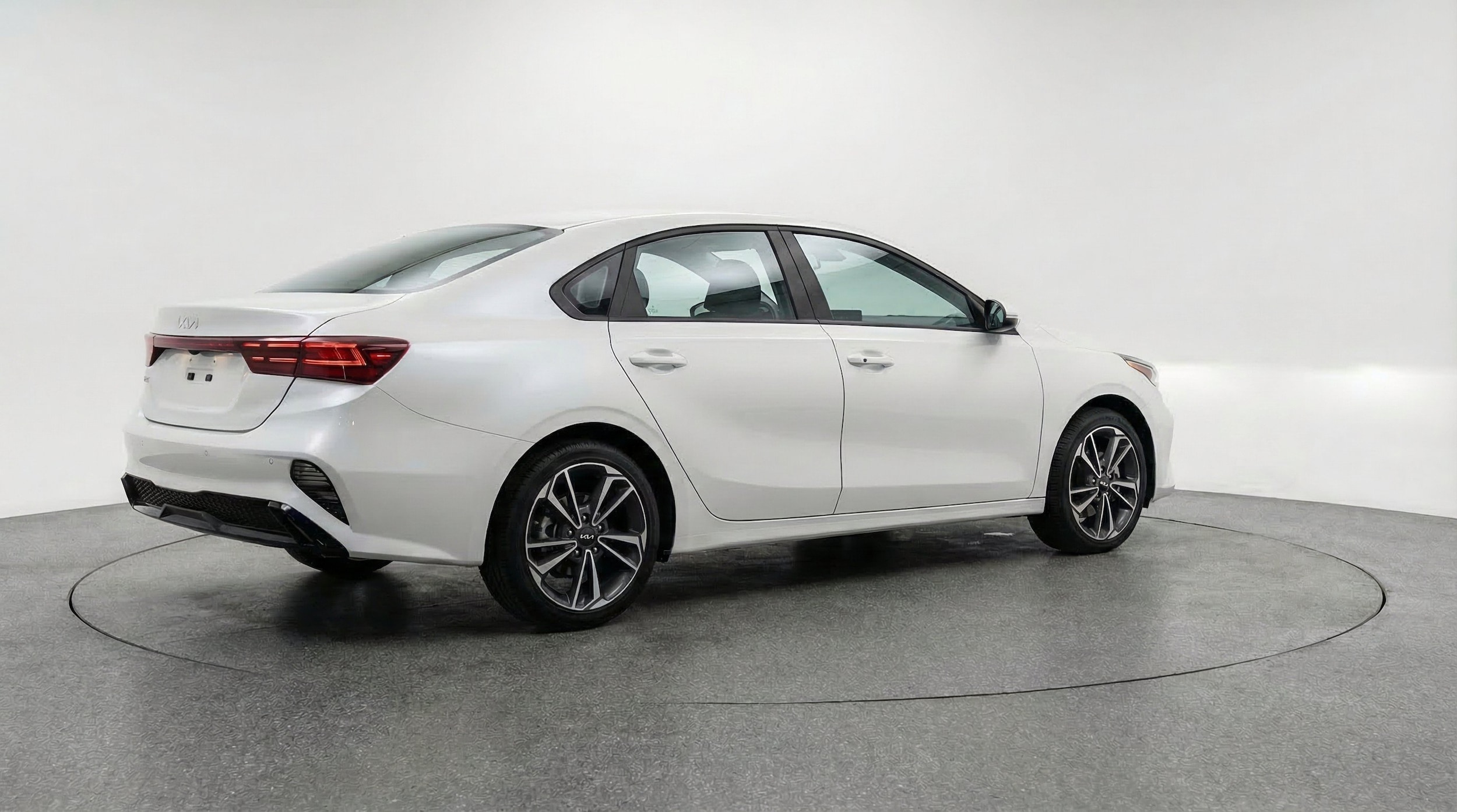 Thumbnail: 2024 Kia Forte - 9