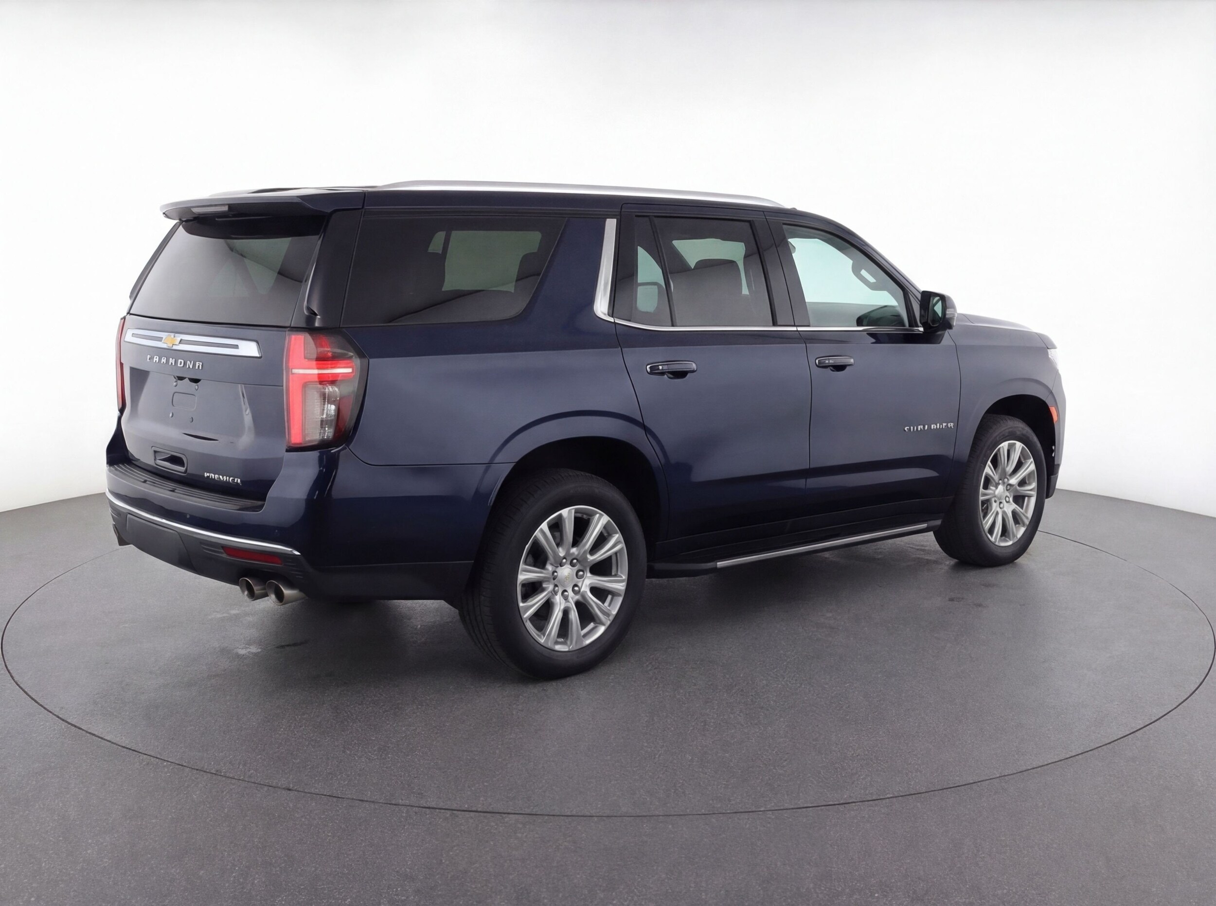 Thumbnail: 2023 Chevrolet Suburban - 9