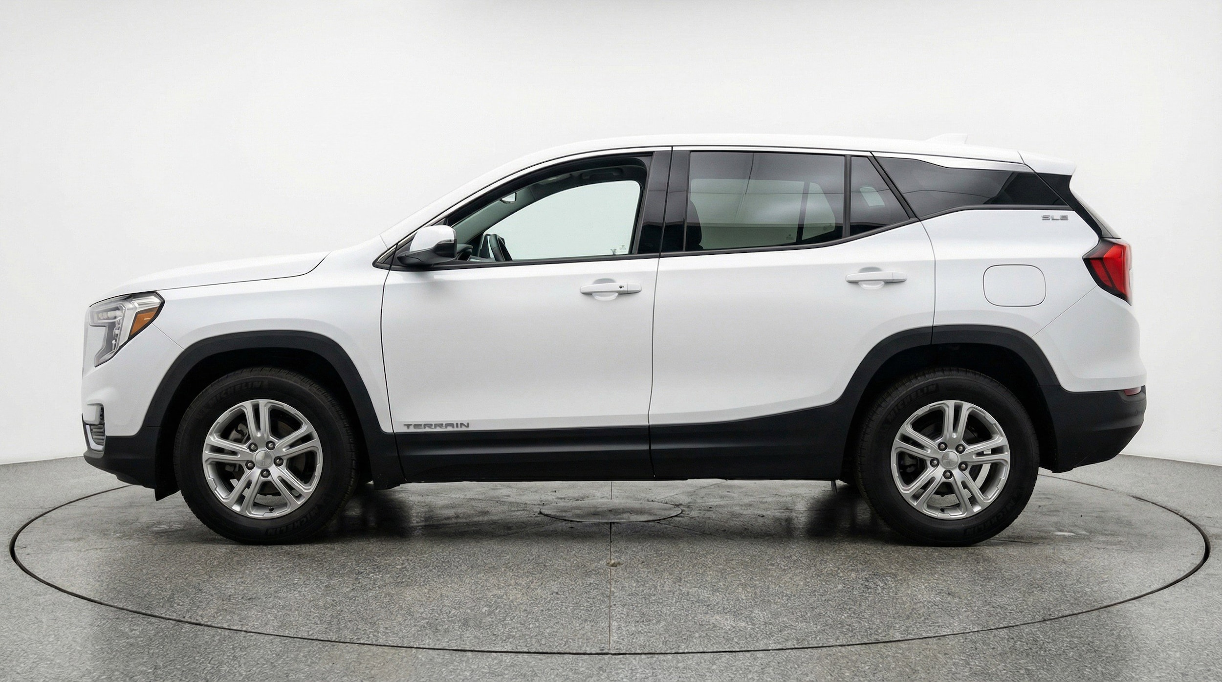 Thumbnail: 2024 GMC Terrain - 5