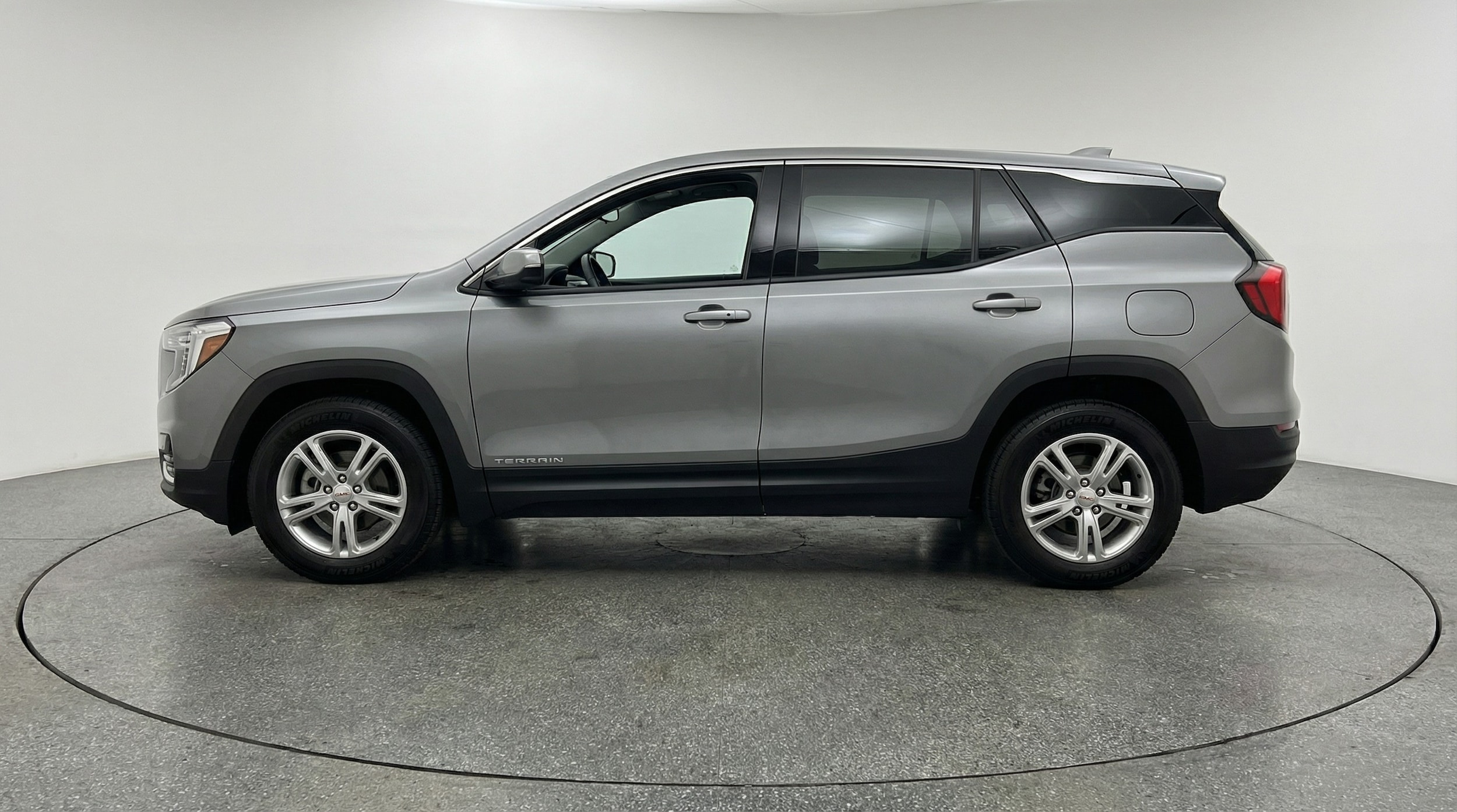 Thumbnail: 2024 GMC Terrain - 4