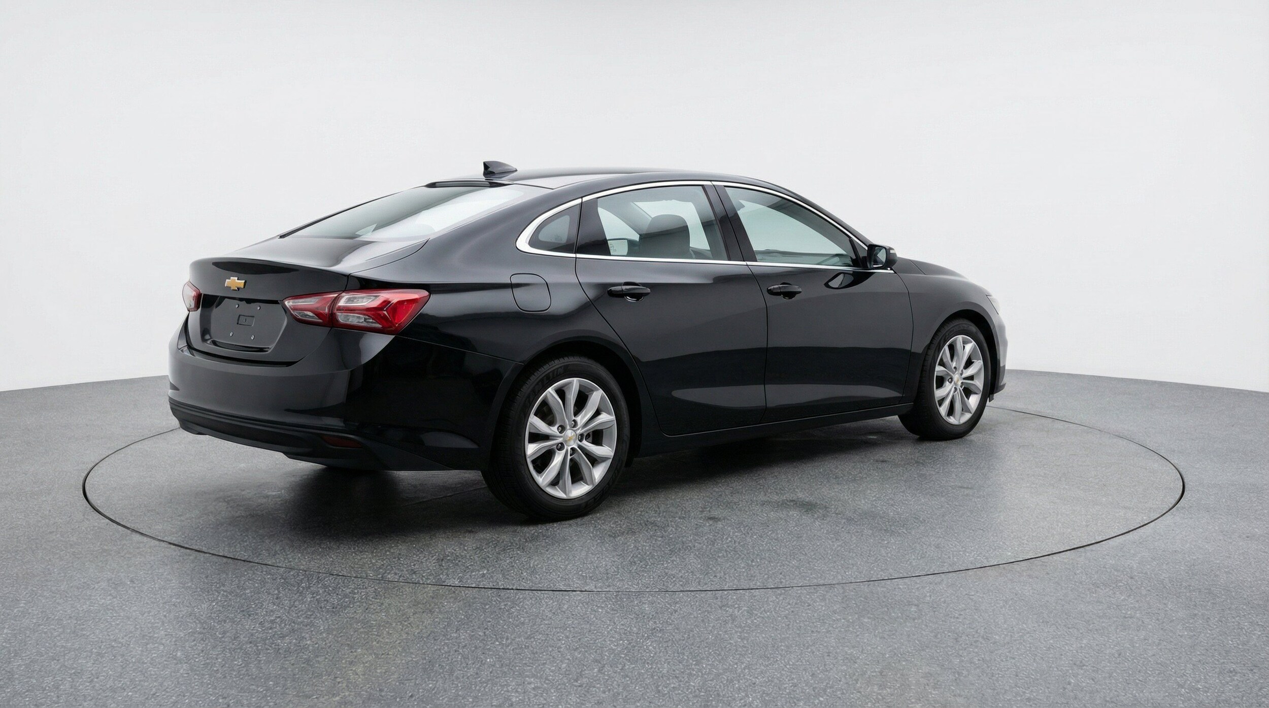 Thumbnail: 2024 Chevrolet Malibu - 9
