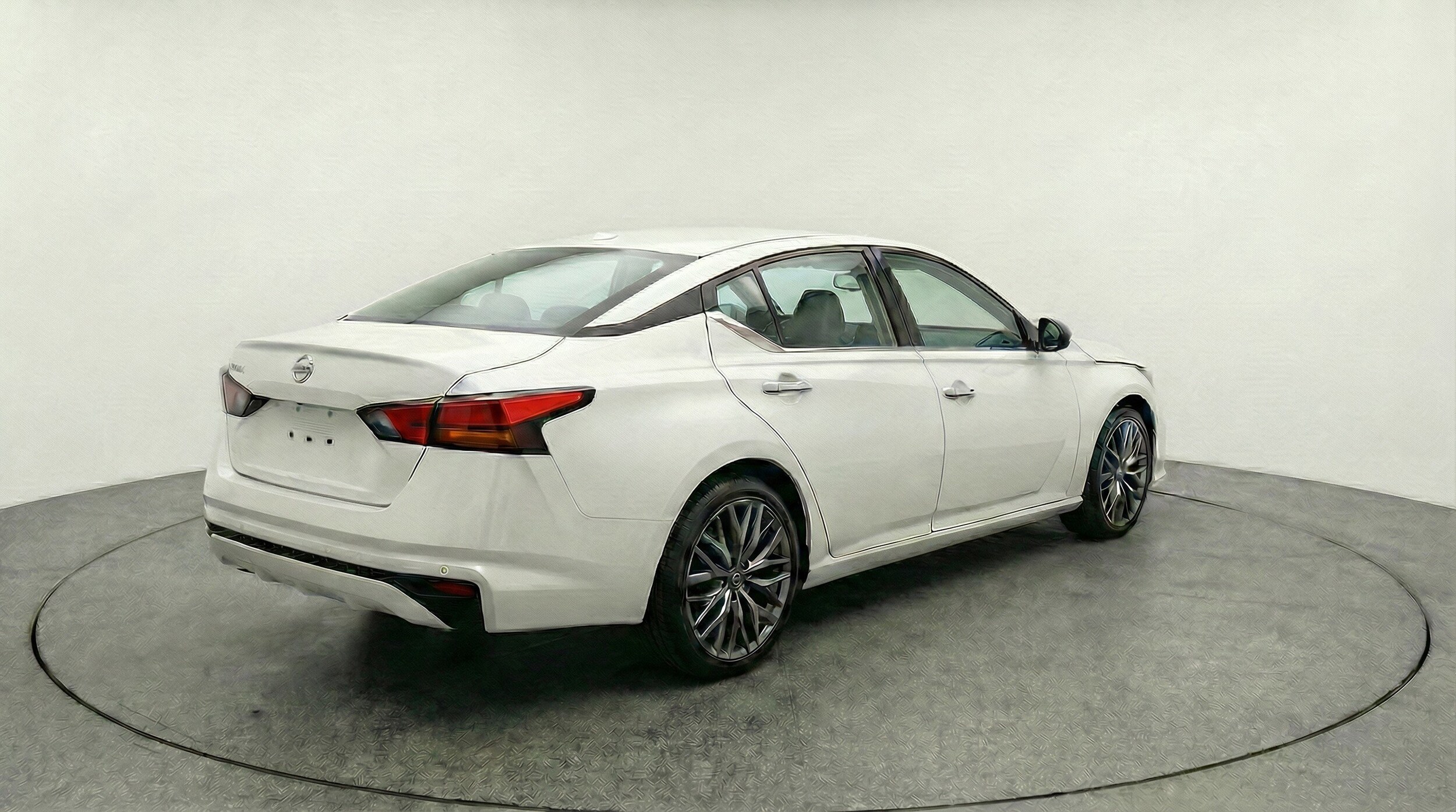 Thumbnail: 2025 Nissan Altima - 9