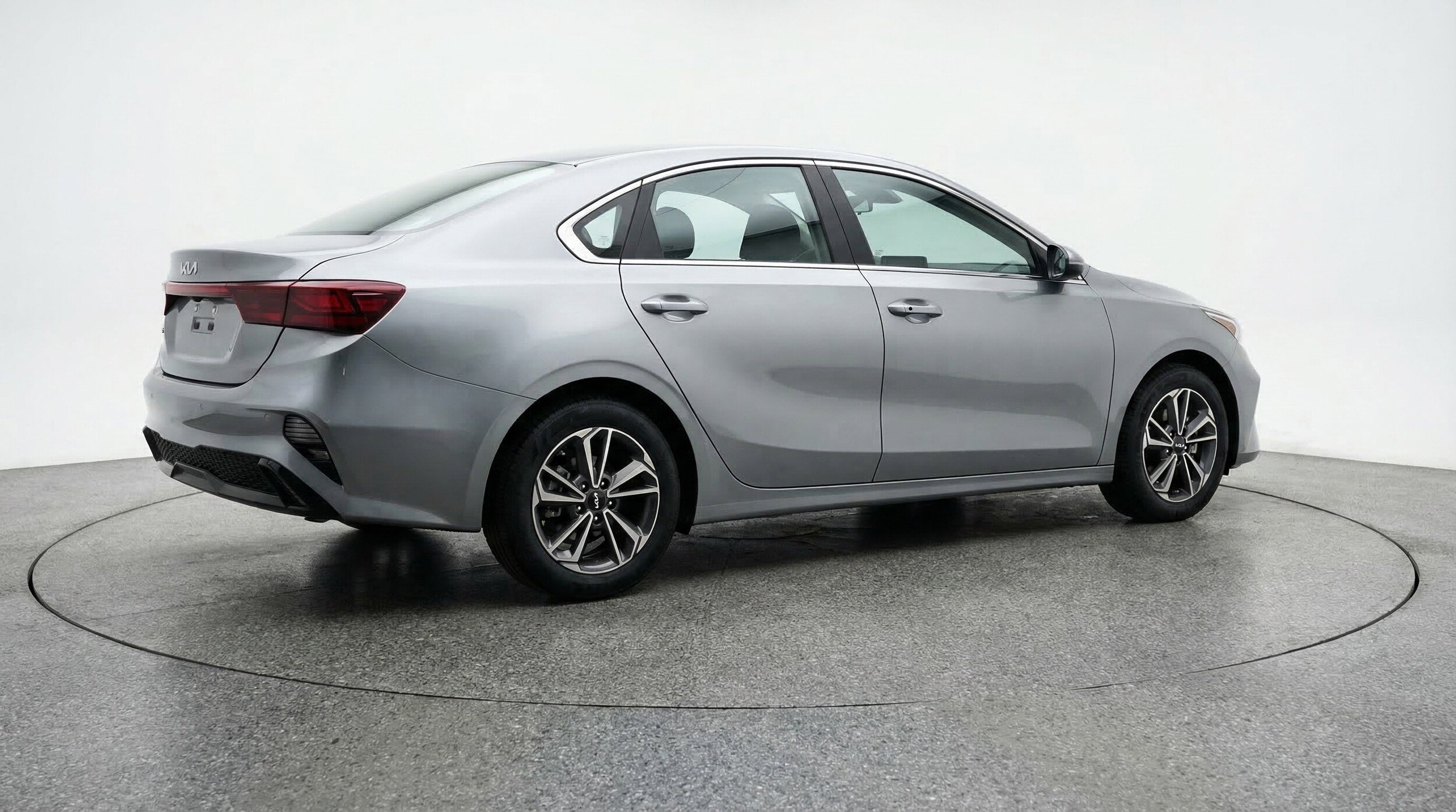 Thumbnail: 2024 Kia Forte - 9