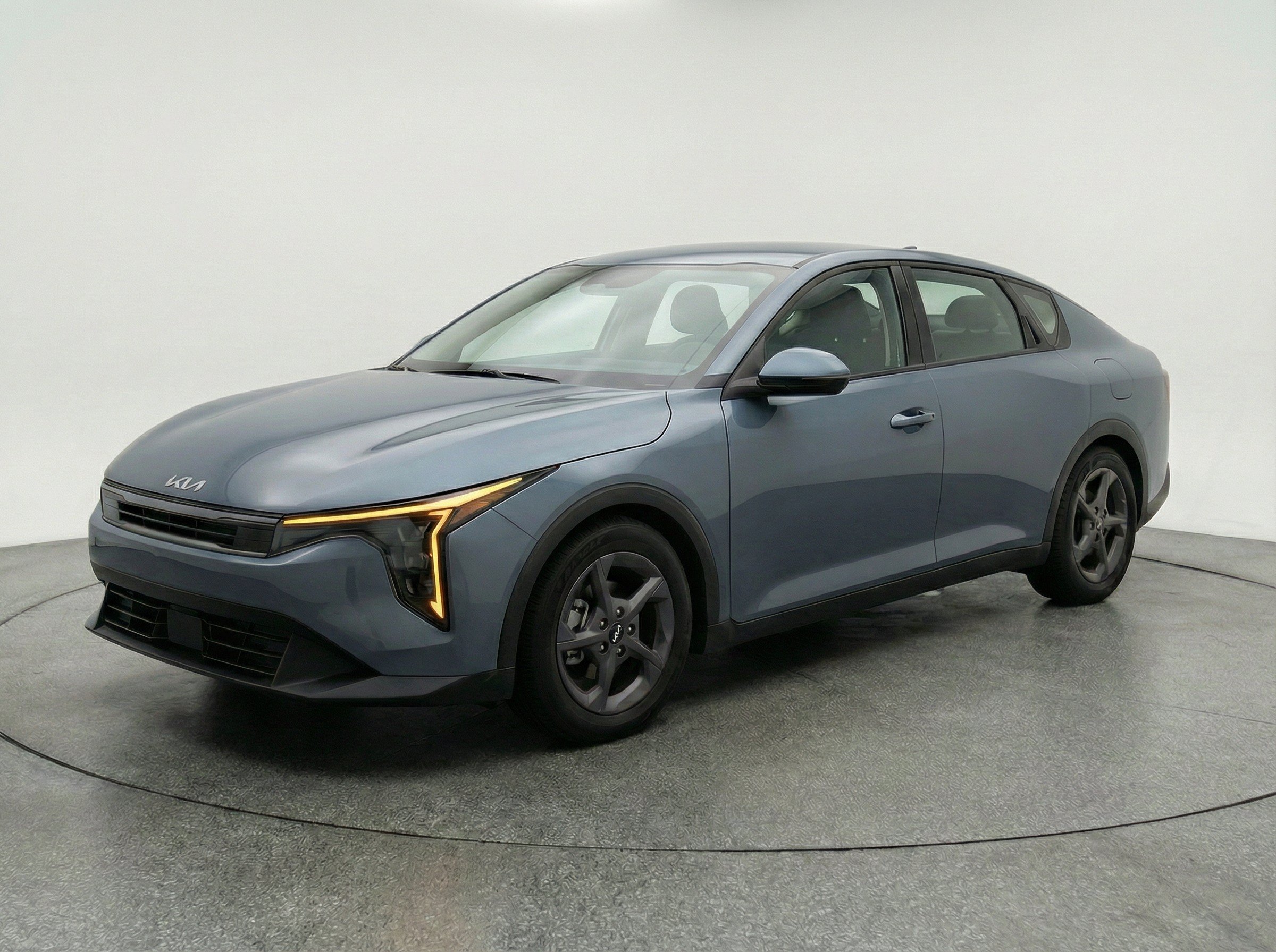 Thumbnail: 2025 Kia K4 - 3