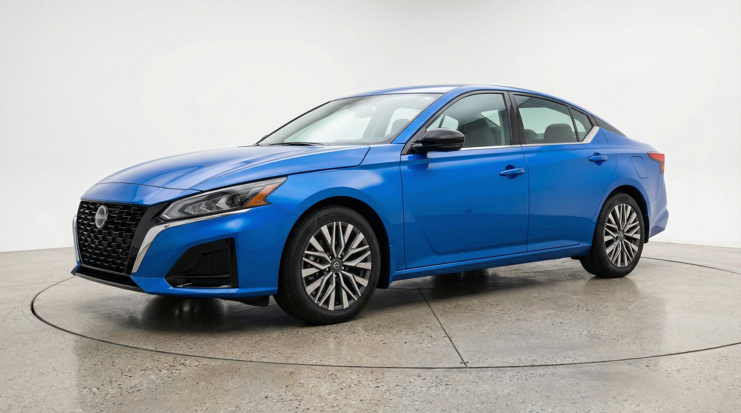 Thumbnail: 2025 Nissan Altima - 3