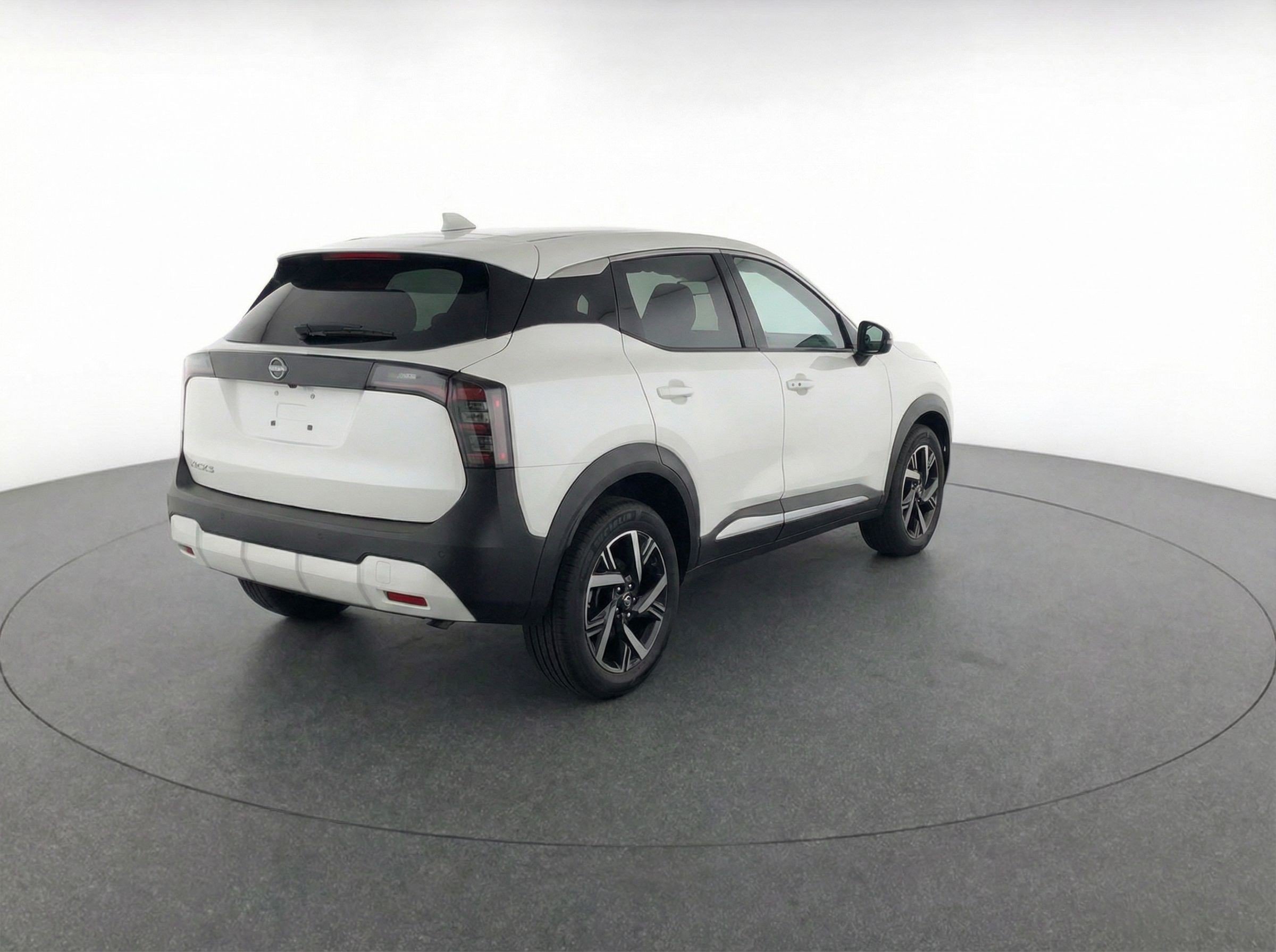 Thumbnail: 2025 Nissan Kicks - 9