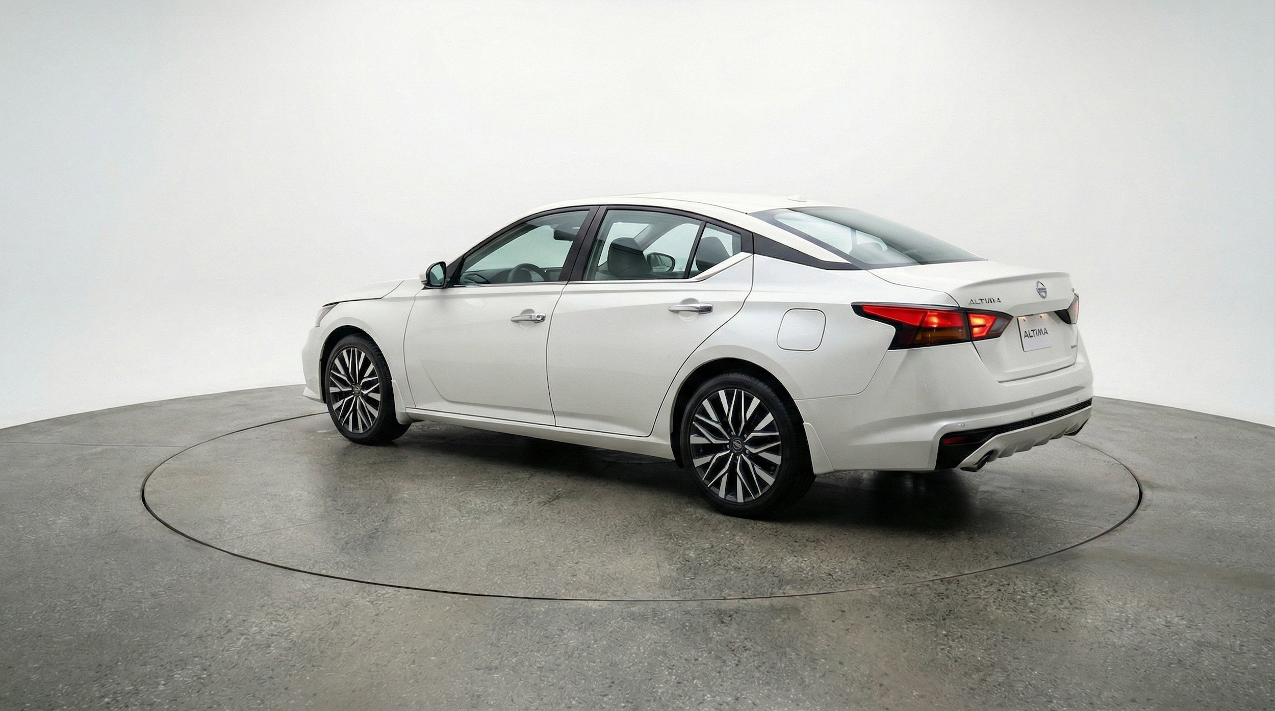 Thumbnail: 2025 Nissan Altima - 6