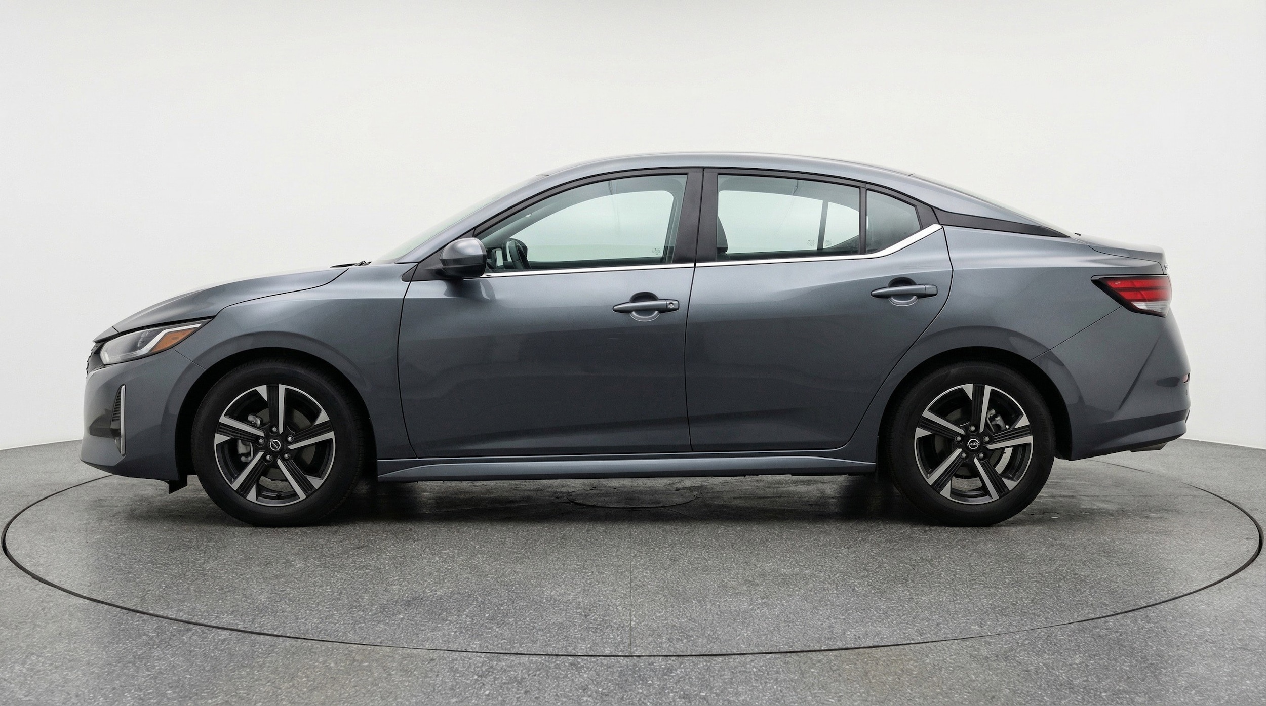 Thumbnail: 2025 Nissan Sentra - 5