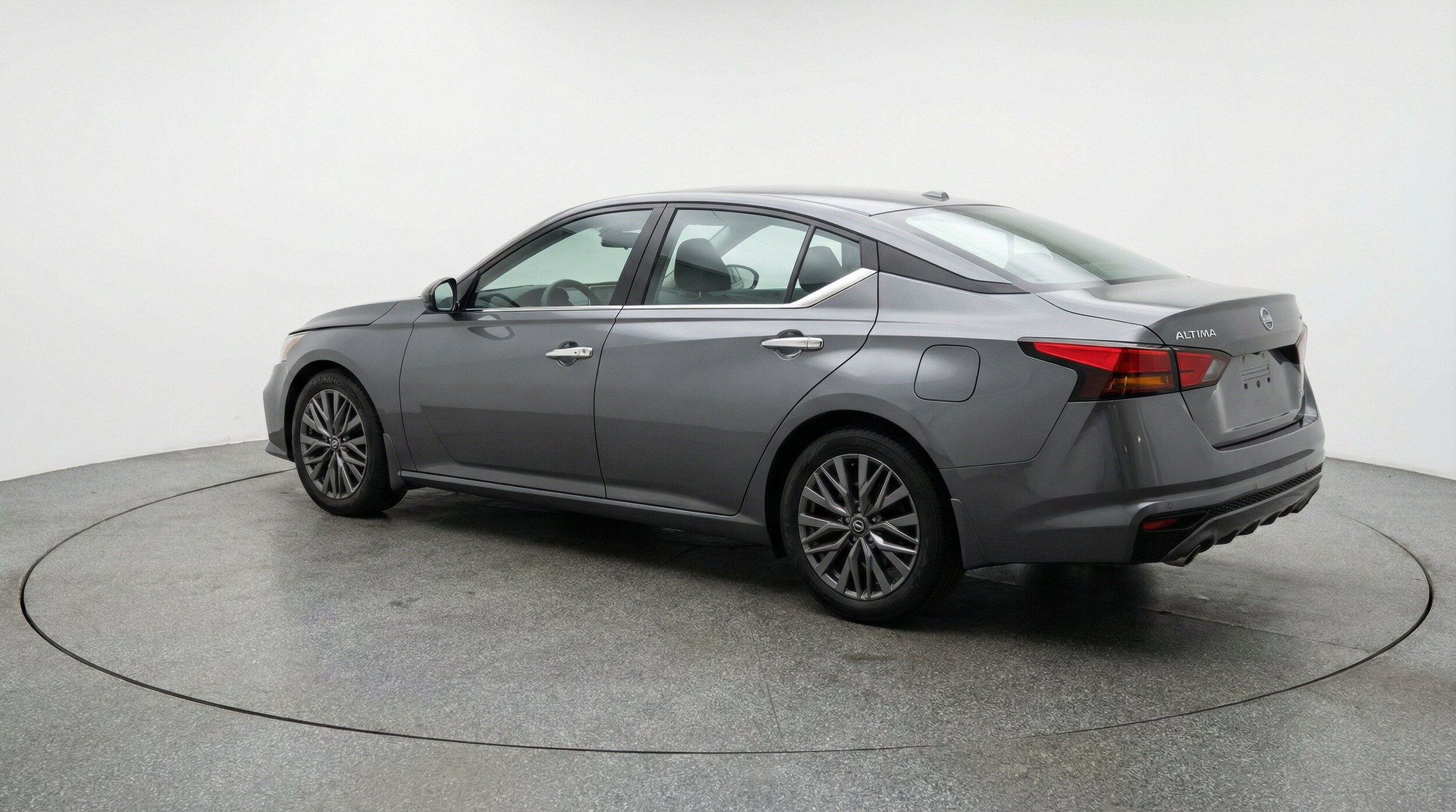 Thumbnail: 2025 Nissan Altima - 6