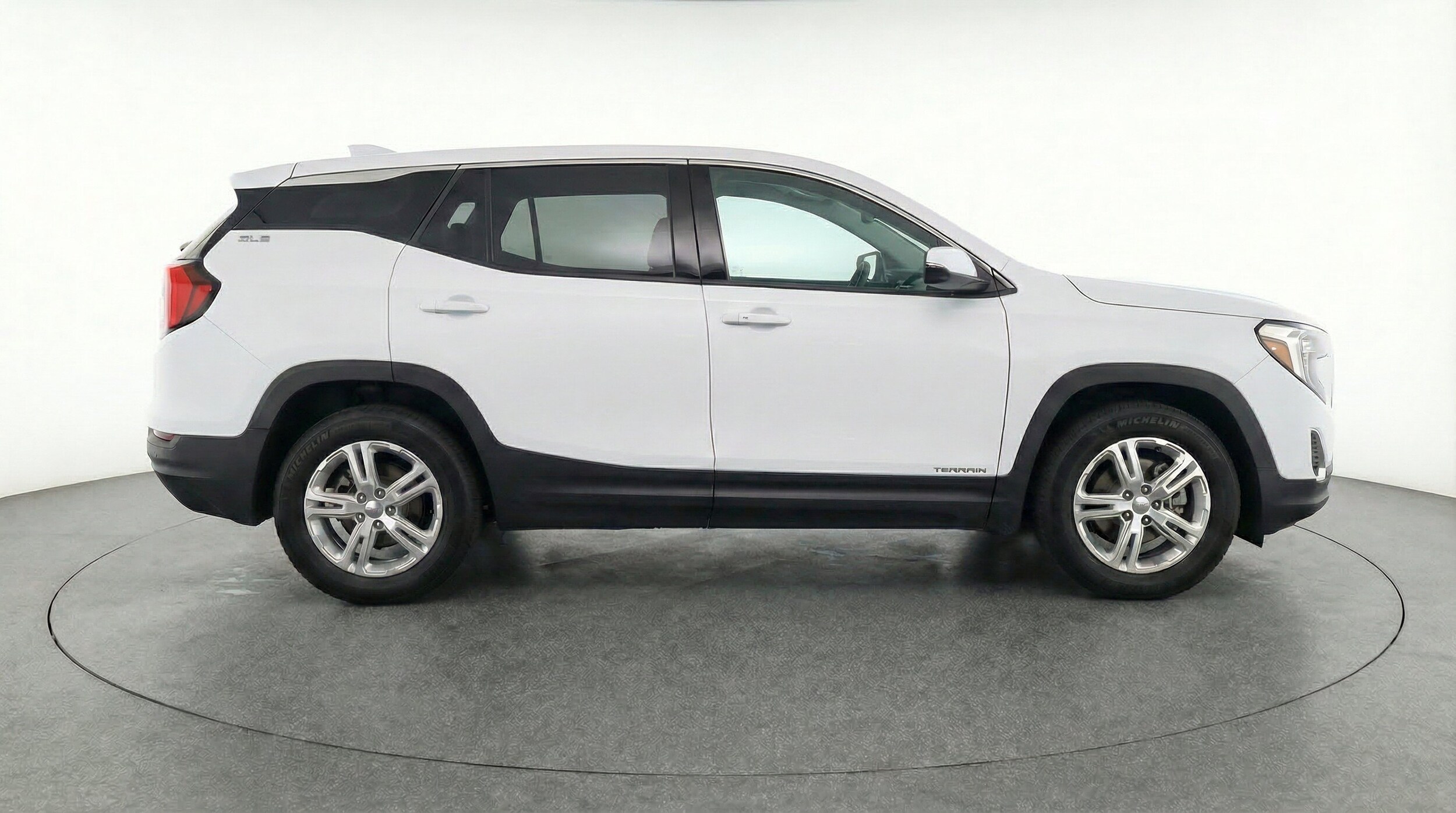 Thumbnail: 2024 GMC Terrain - 11