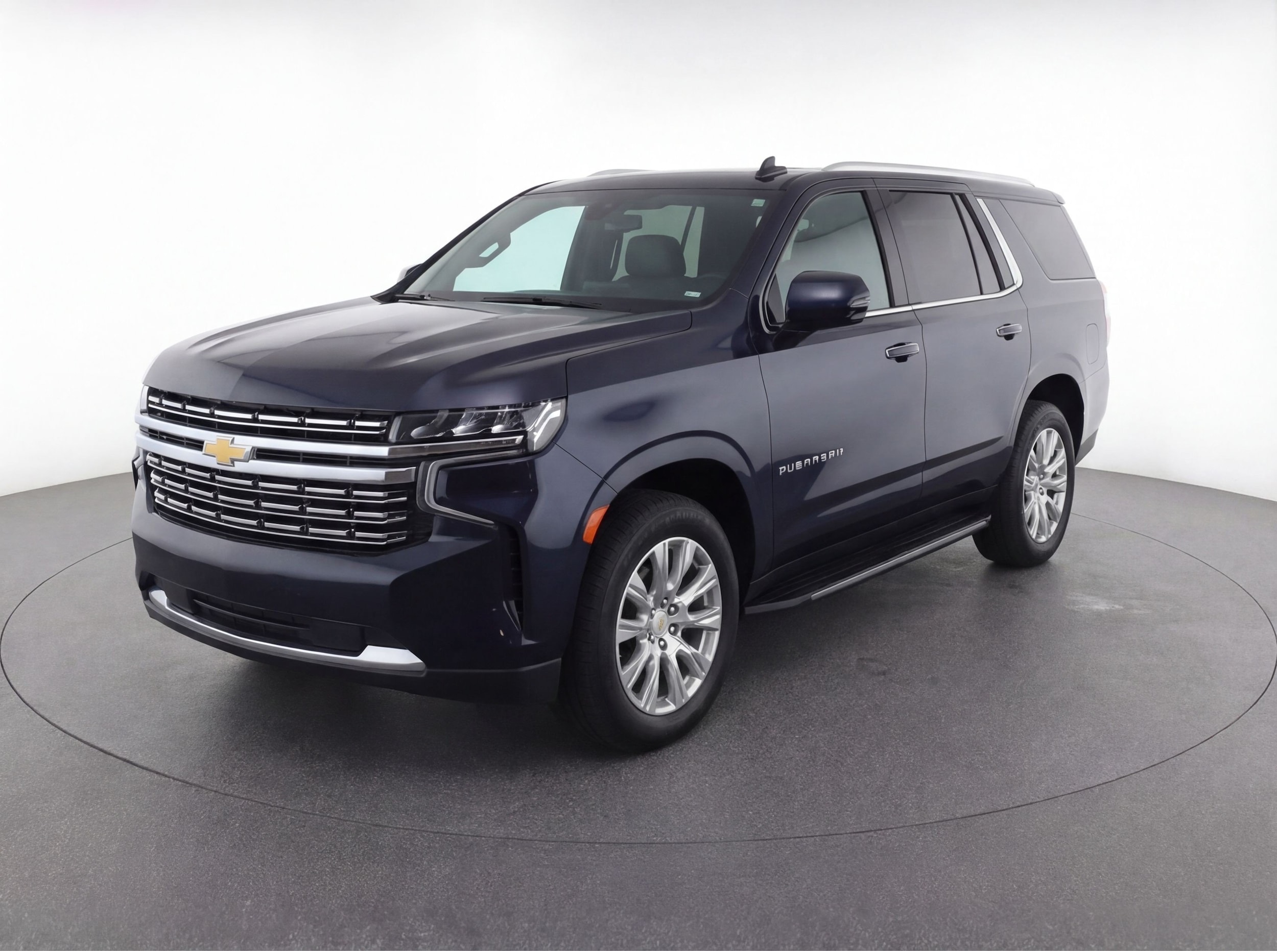 Thumbnail: 2023 Chevrolet Suburban - 3