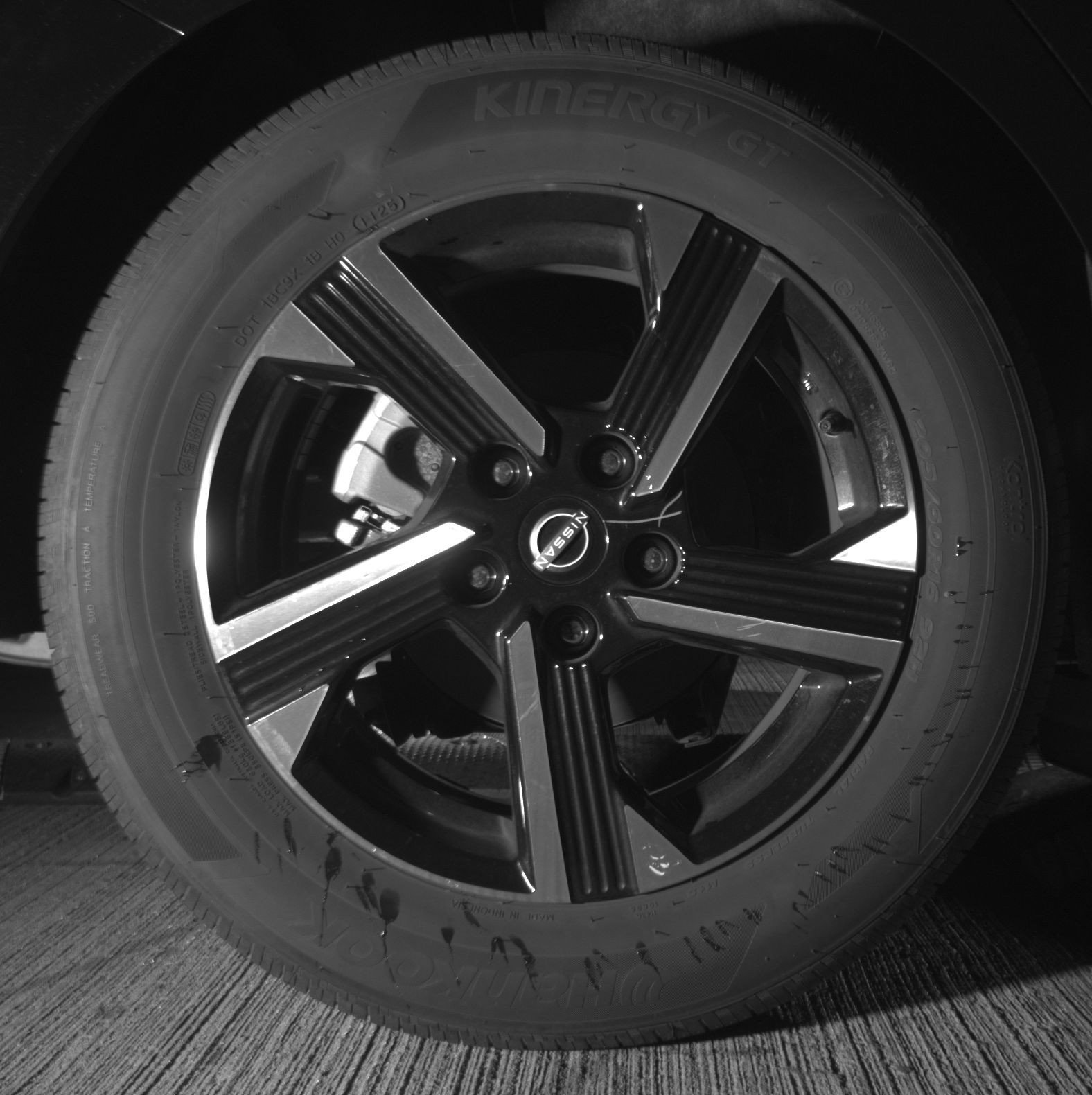 Thumbnail: 2025 Nissan Sentra - 15