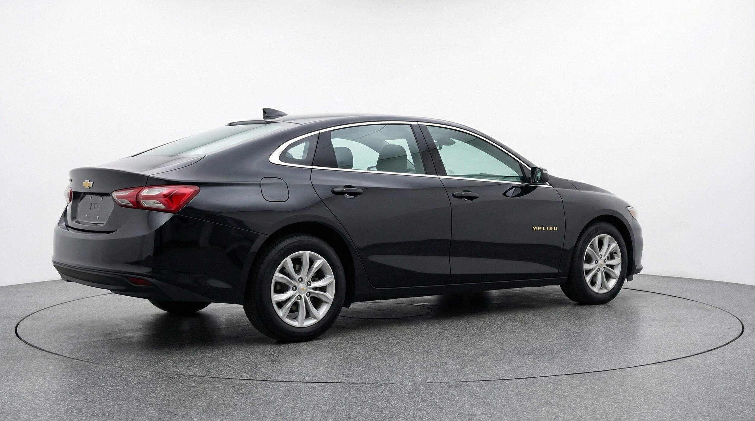 Thumbnail: 2024 Chevrolet Malibu - 9