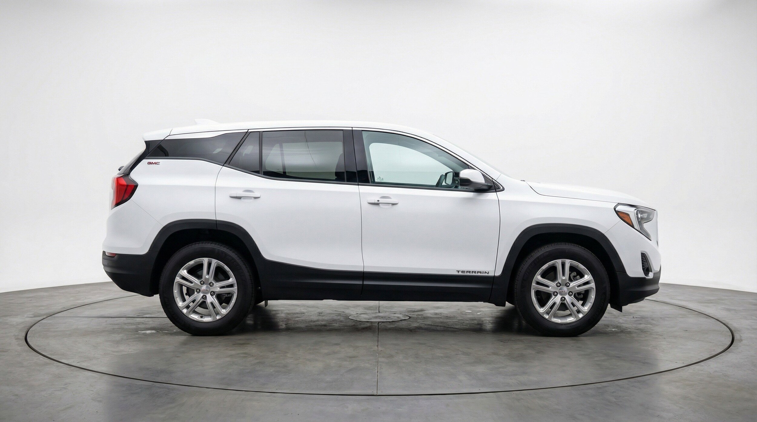 Thumbnail: 2024 GMC Terrain - 11