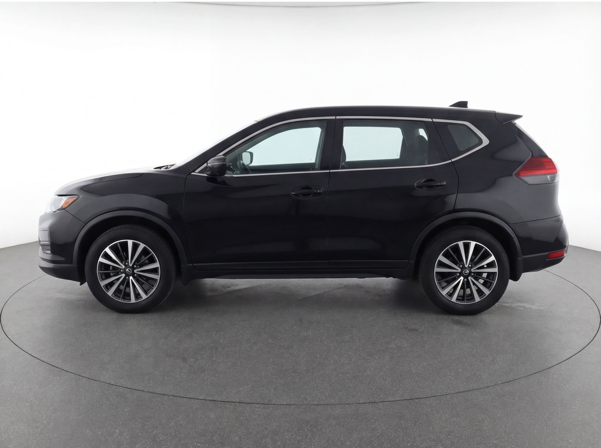Thumbnail: 2024 Nissan Kicks - 5