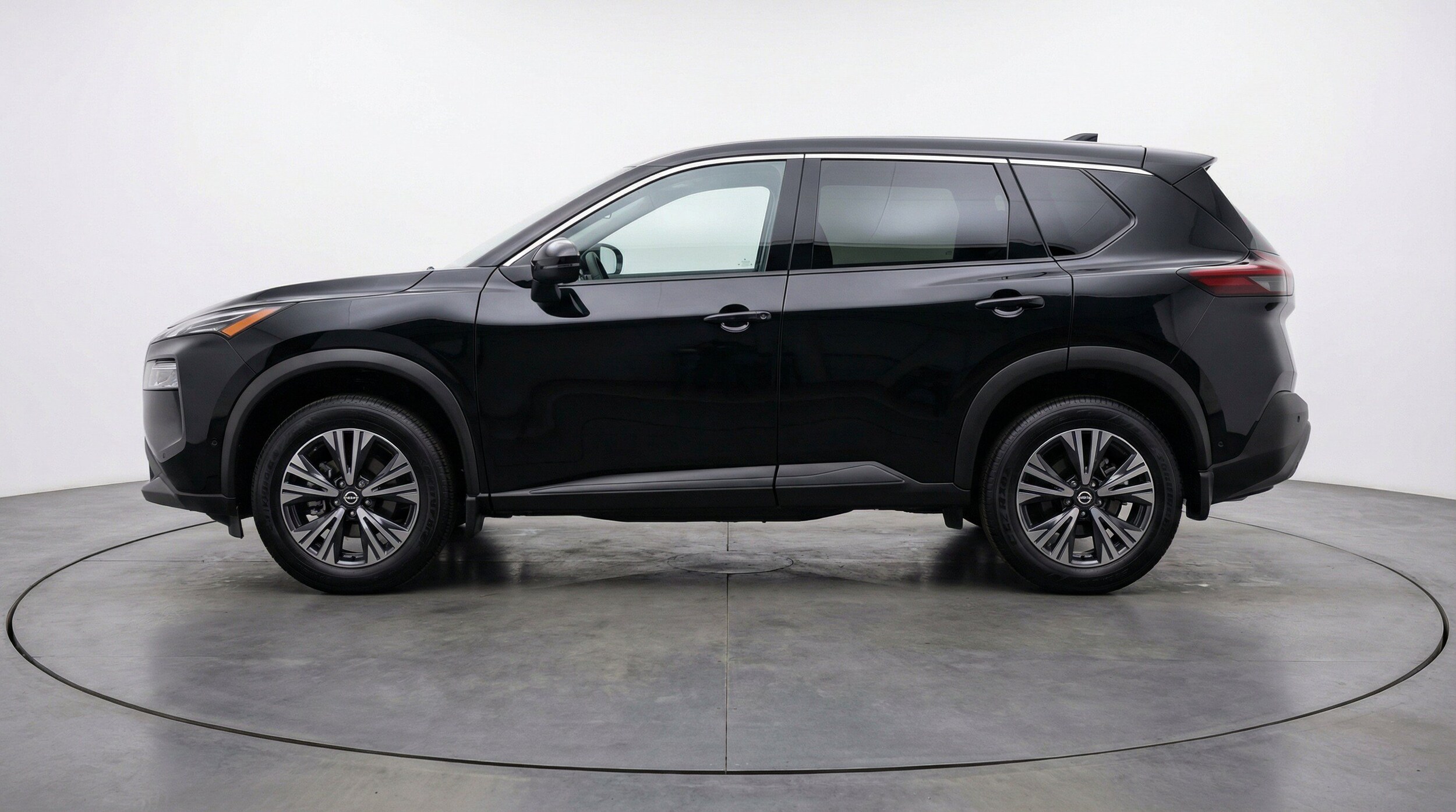Thumbnail: 2025 Nissan Rogue - 5