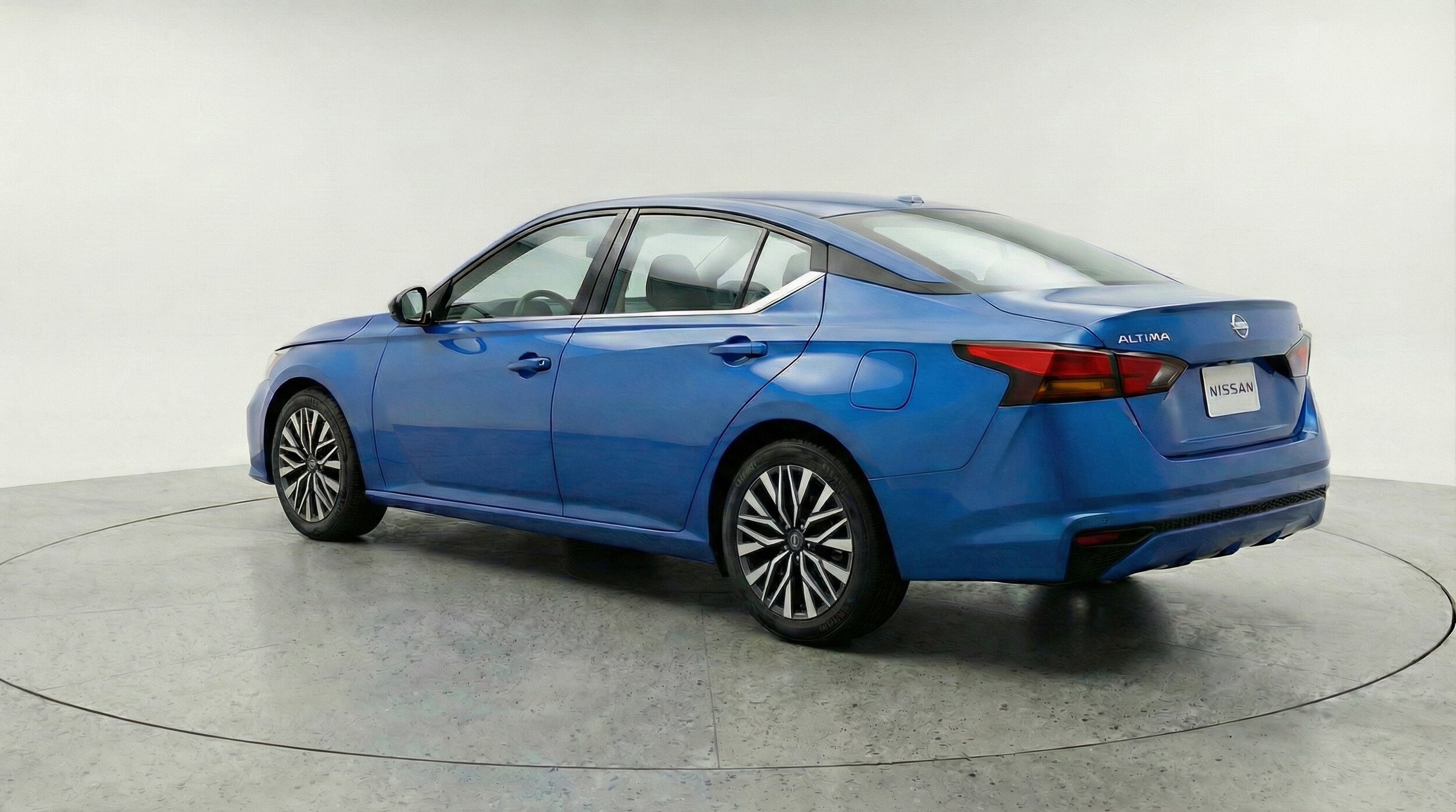 Thumbnail: 2025 Nissan Altima - 6
