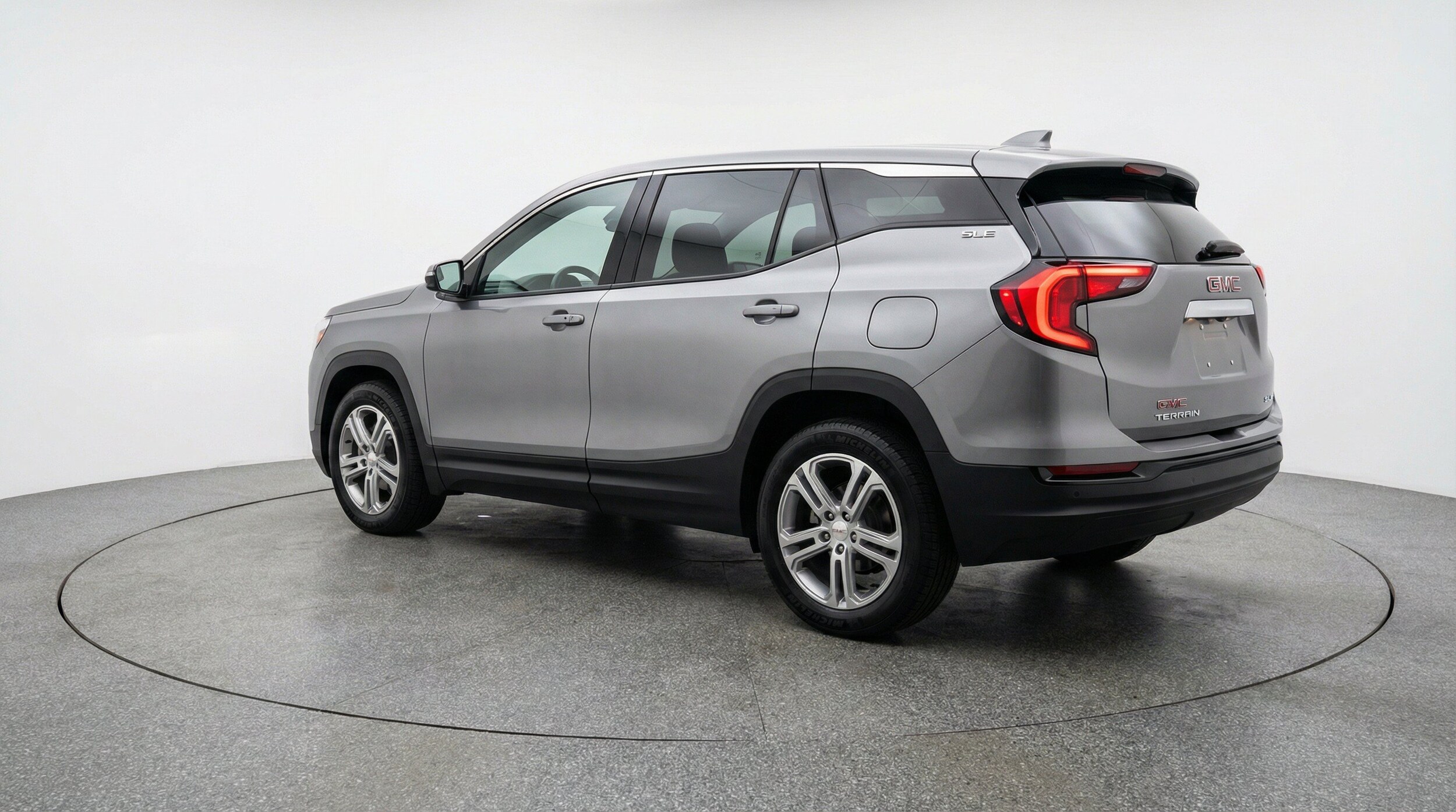2024 GMC Terrain SLE - Photo 6