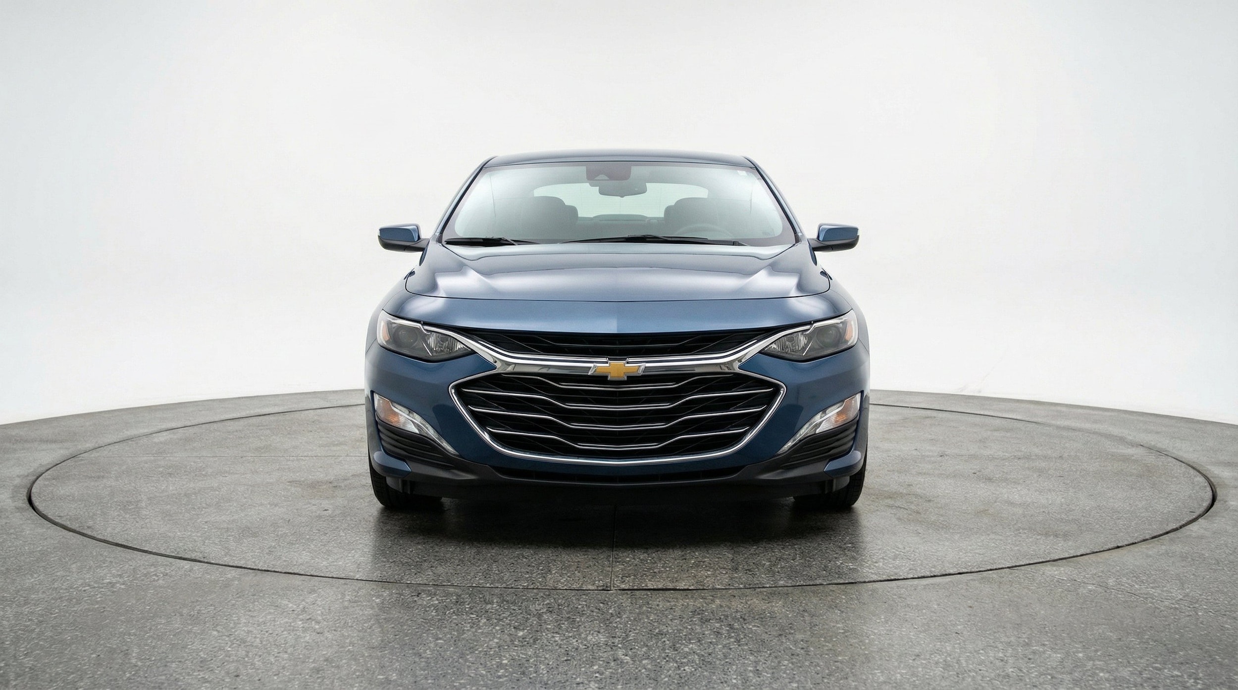 Thumbnail: 2024 Chevrolet Malibu - 2