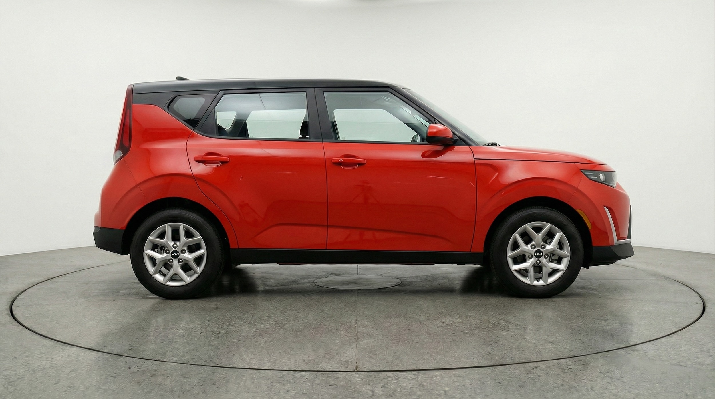 Thumbnail: 2025 Kia Soul - 8