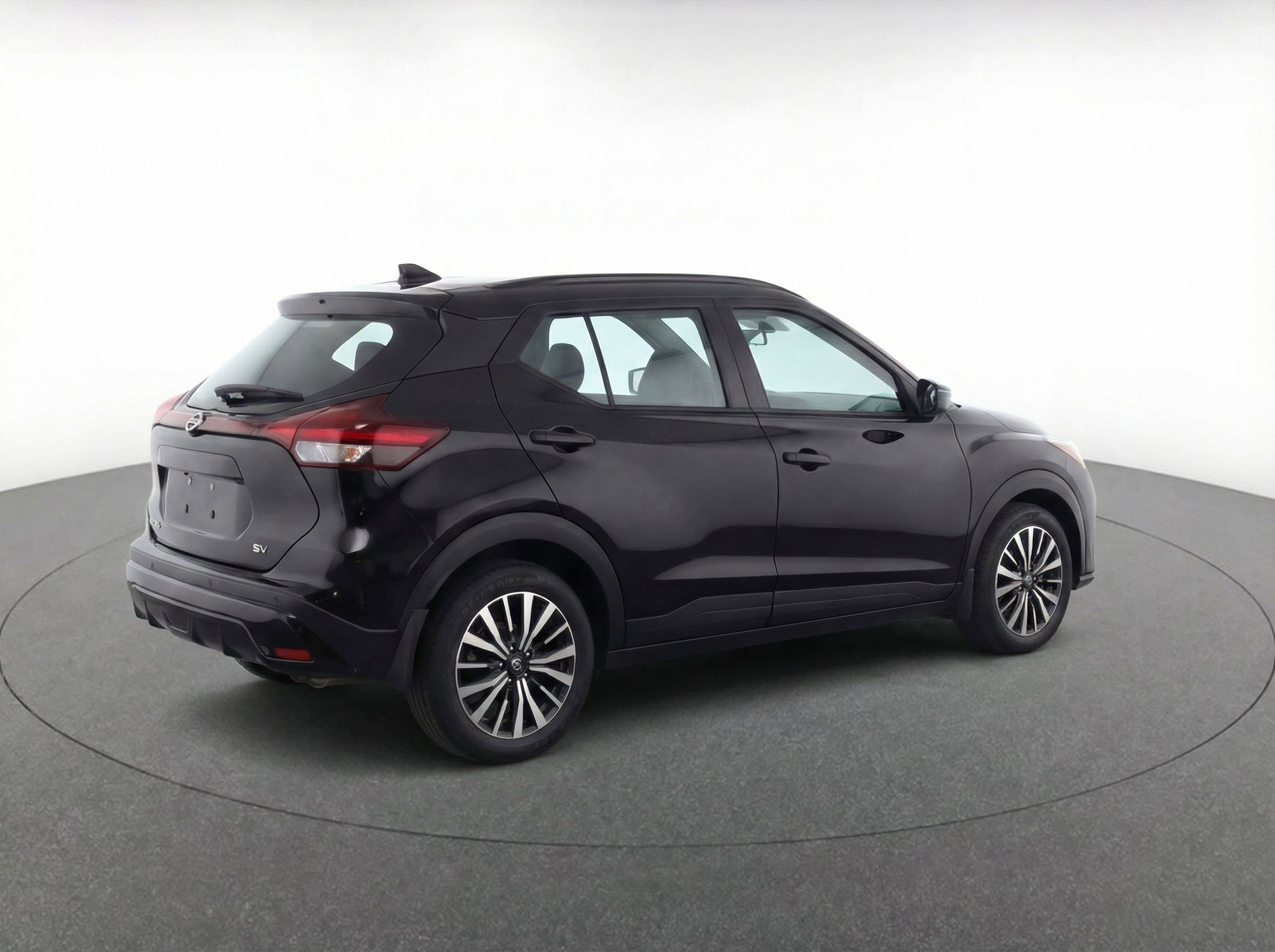 Thumbnail: 2024 Nissan Kicks - 9