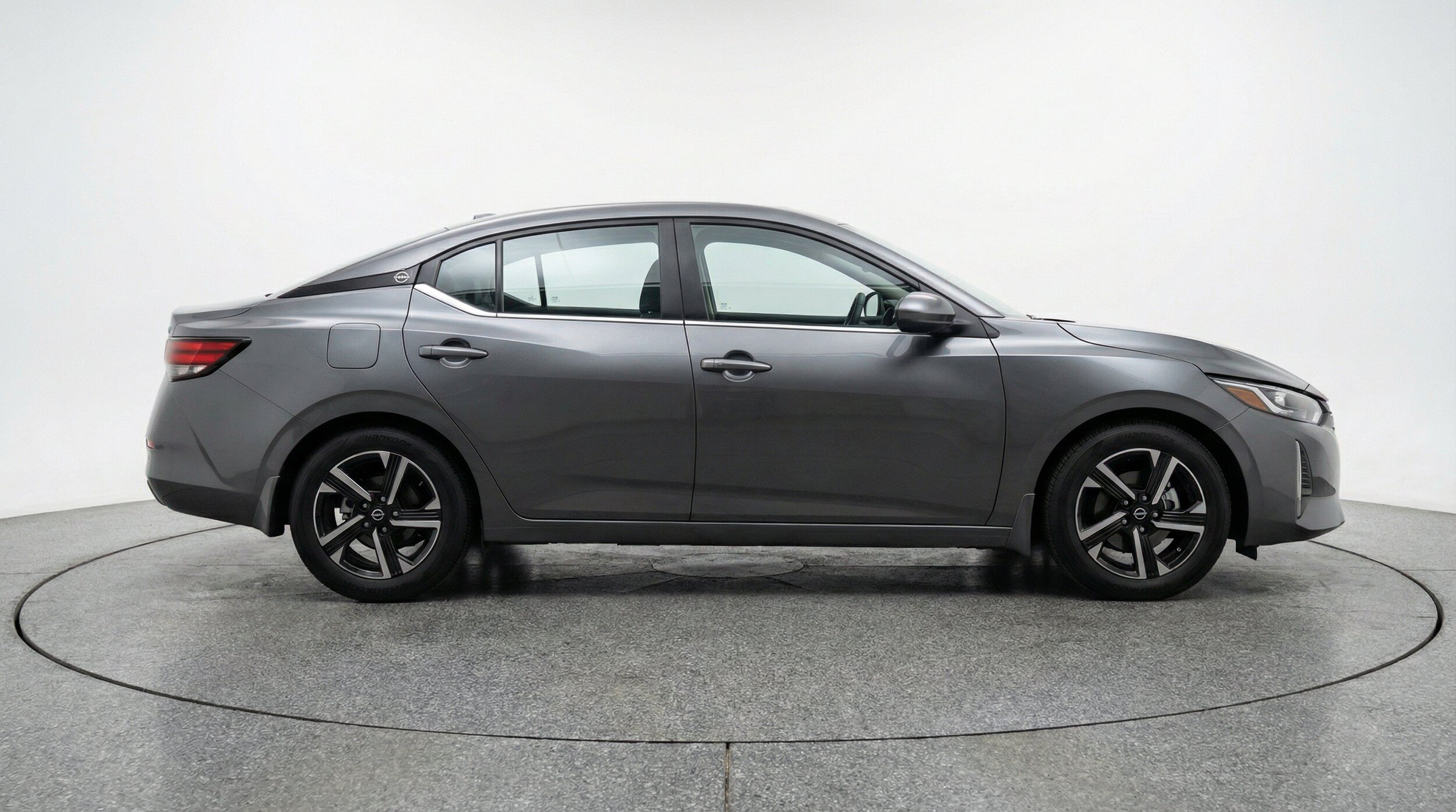 Thumbnail: 2025 Nissan Sentra - 11