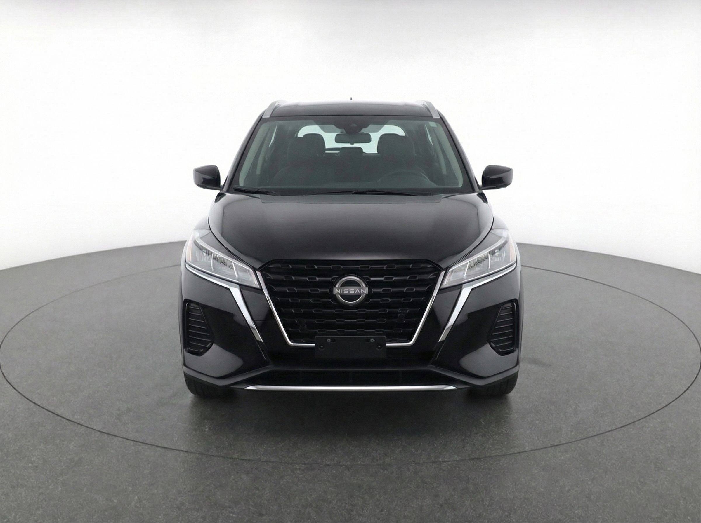 Thumbnail: 2024 Nissan Kicks - 2