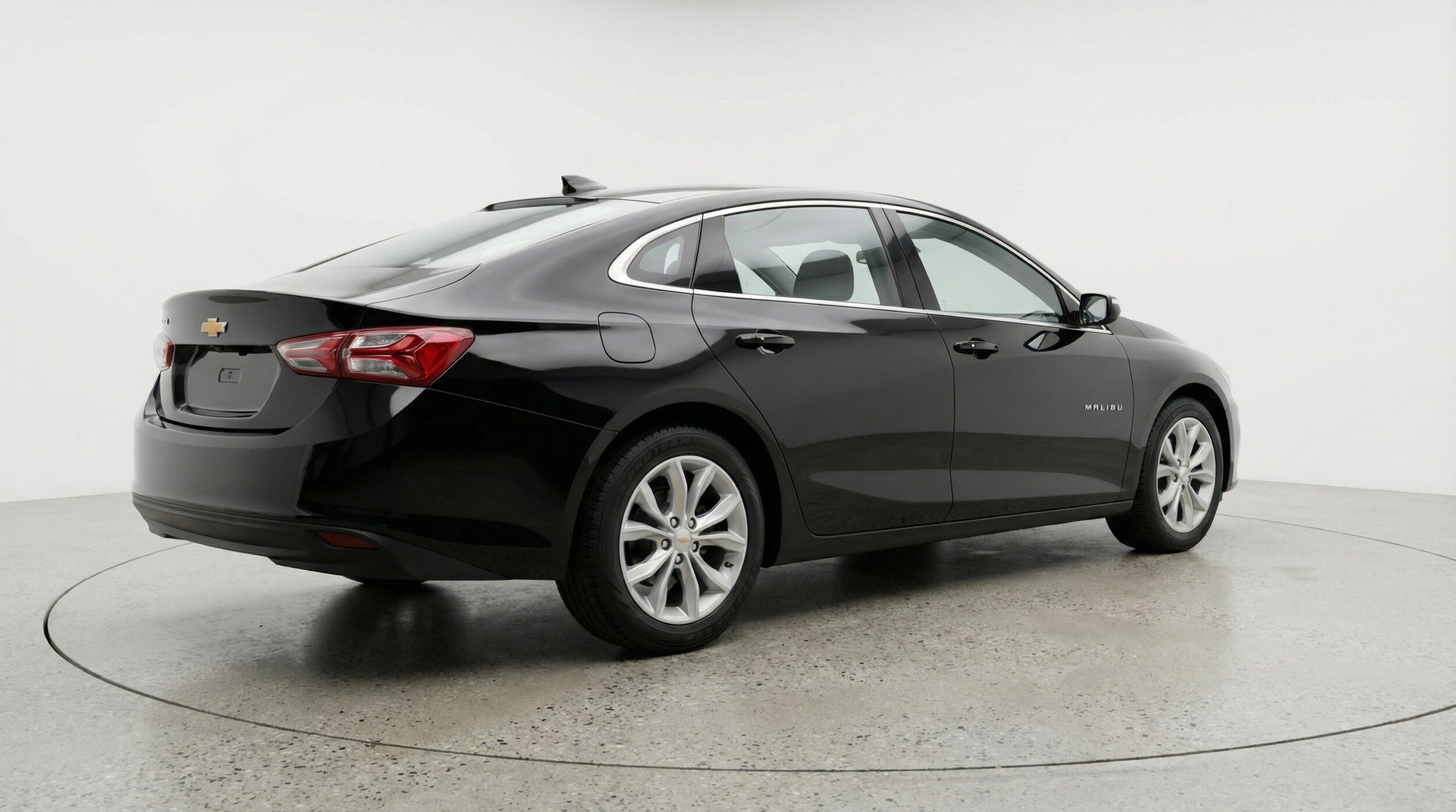 Thumbnail: 2024 Chevrolet Malibu - 9