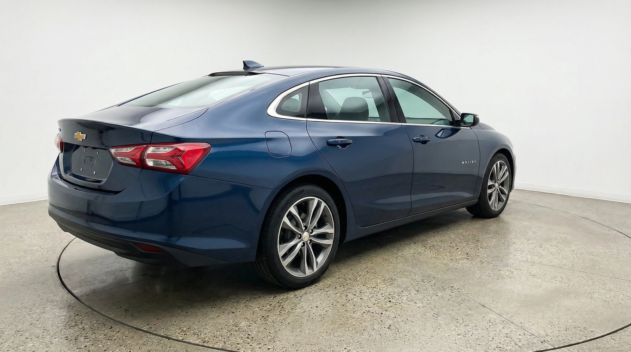 Thumbnail: 2024 Chevrolet Malibu - 9