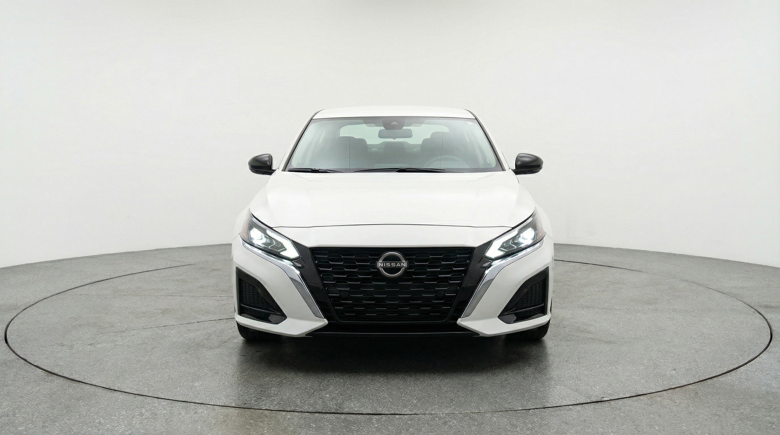 Thumbnail: 2025 Nissan Altima - 2