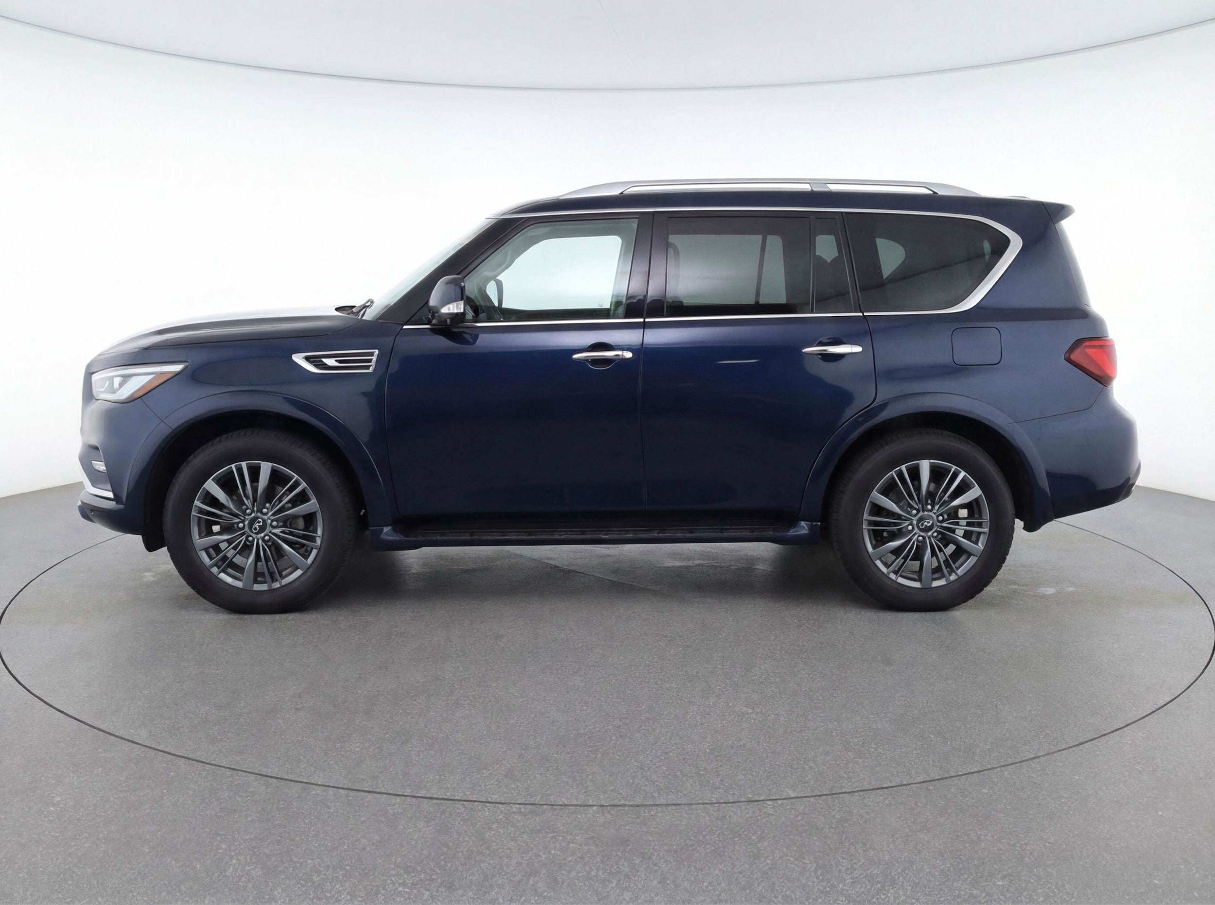 Thumbnail: 2022 INFINITI QX80 - 5