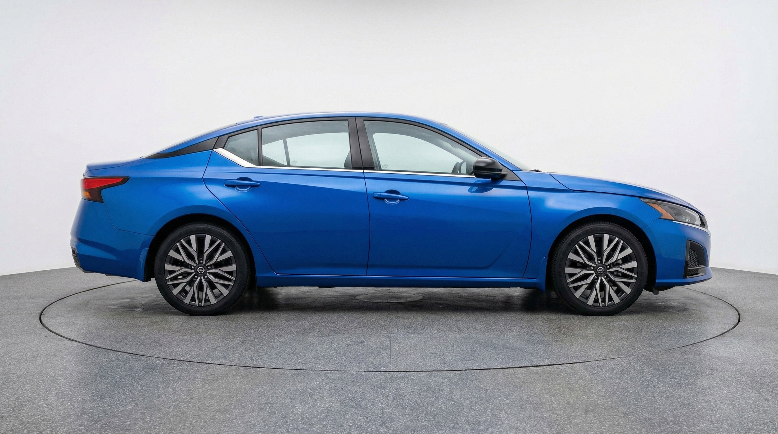 Thumbnail: 2025 Nissan Altima - 11