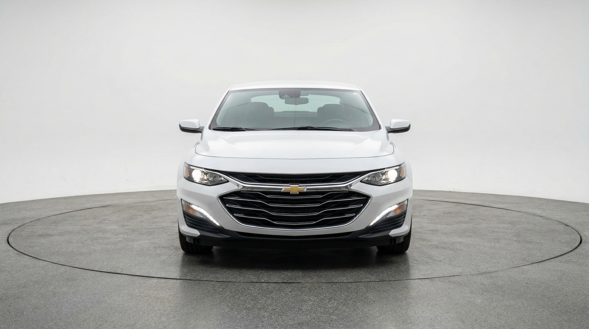 Thumbnail: 2024 Chevrolet Malibu - 2