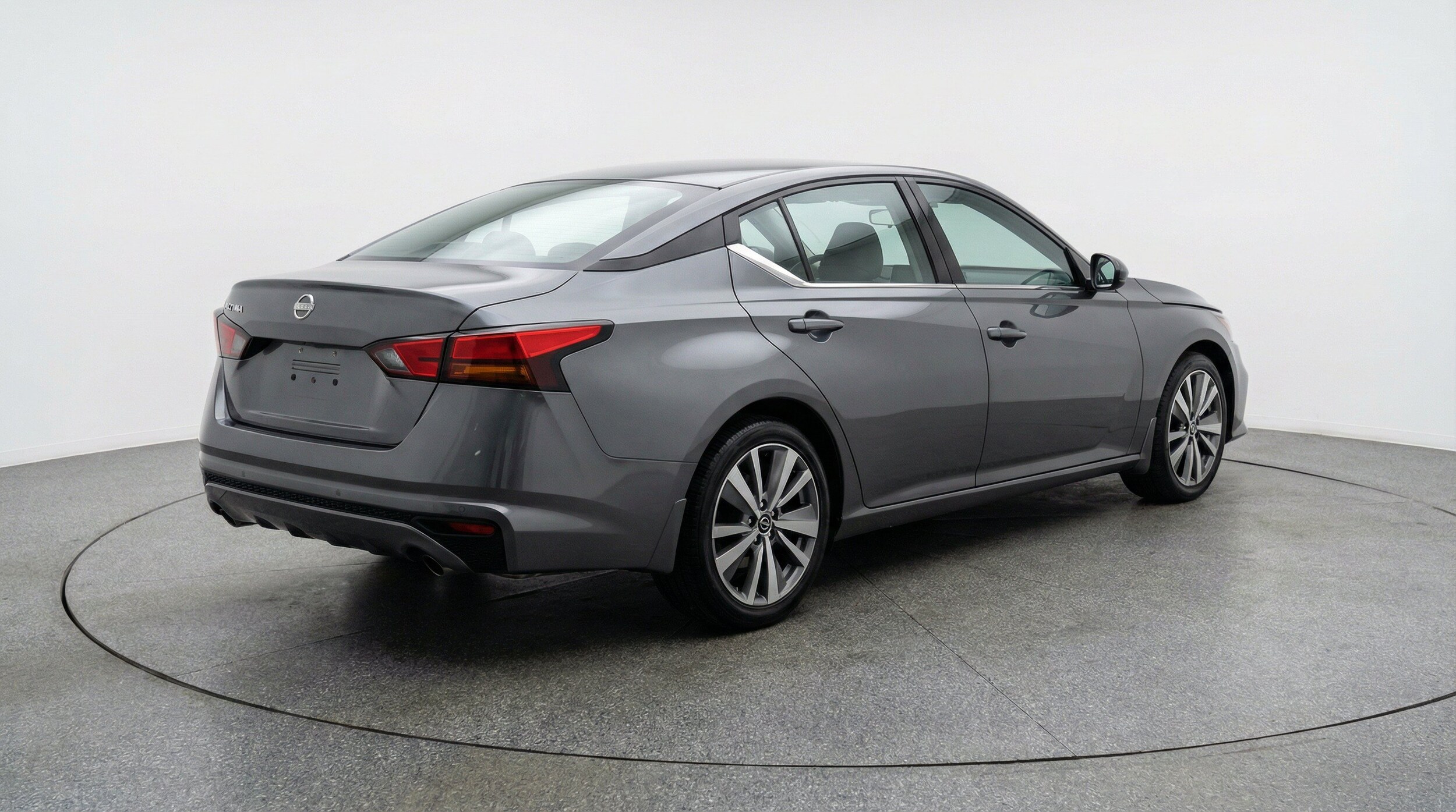 Thumbnail: 2025 Nissan Altima - 9