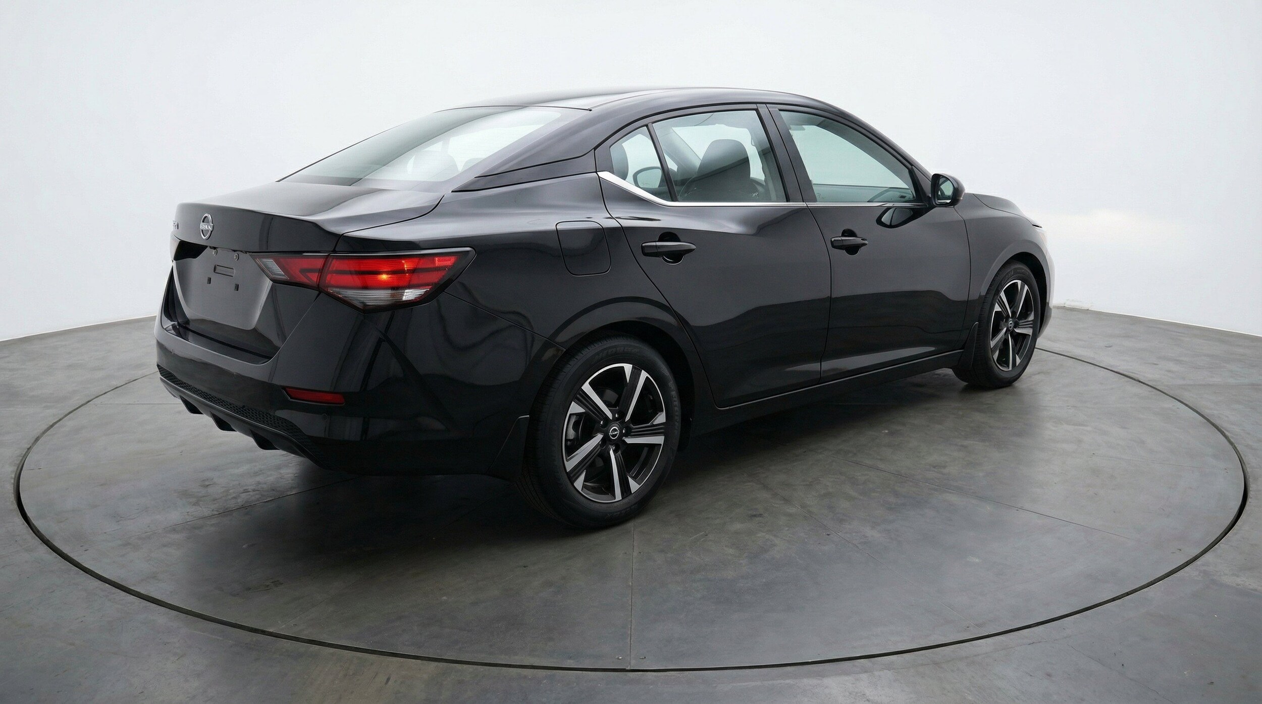 Thumbnail: 2025 Nissan Sentra - 9