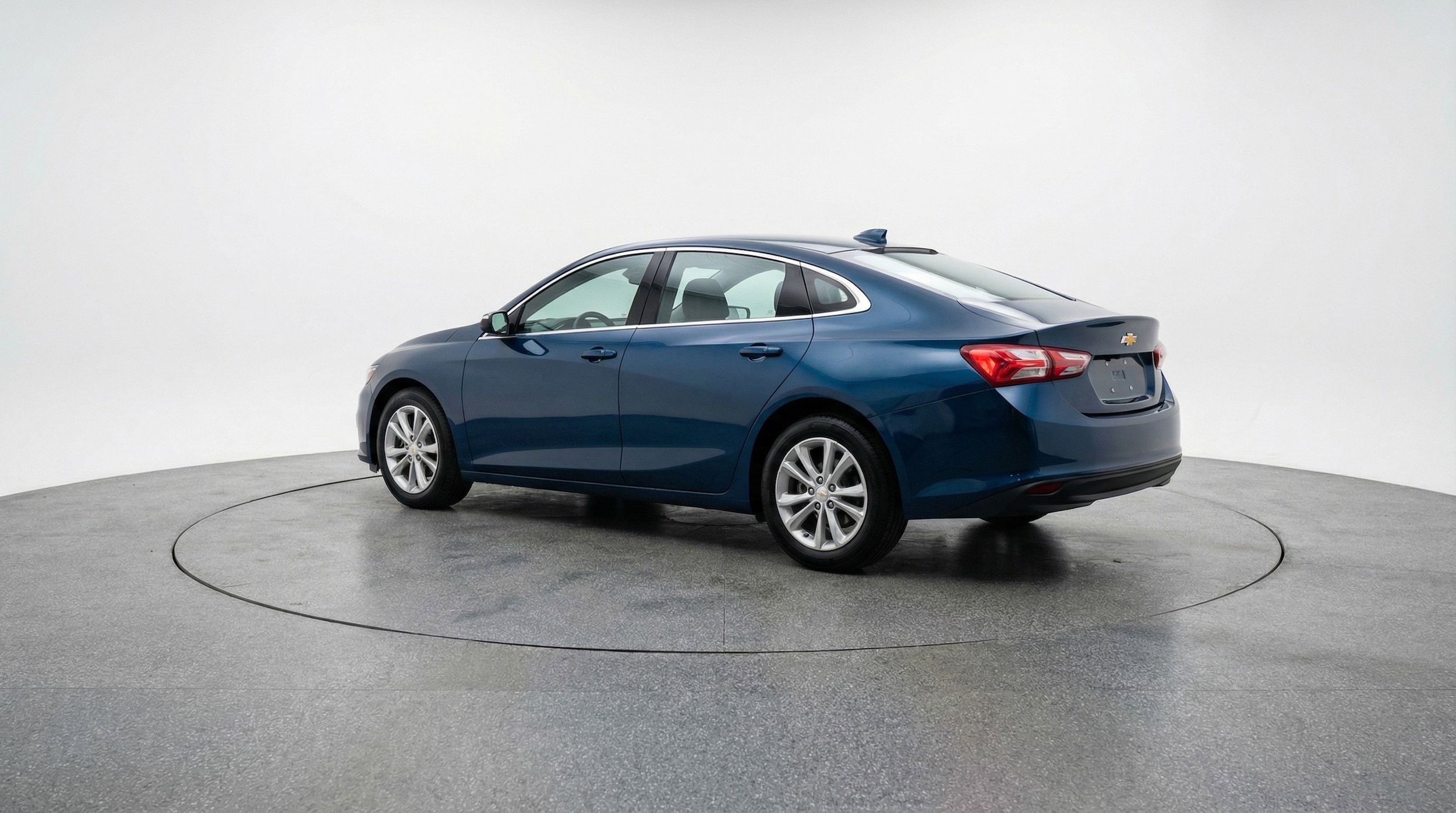 Thumbnail: 2024 Chevrolet Malibu - 6