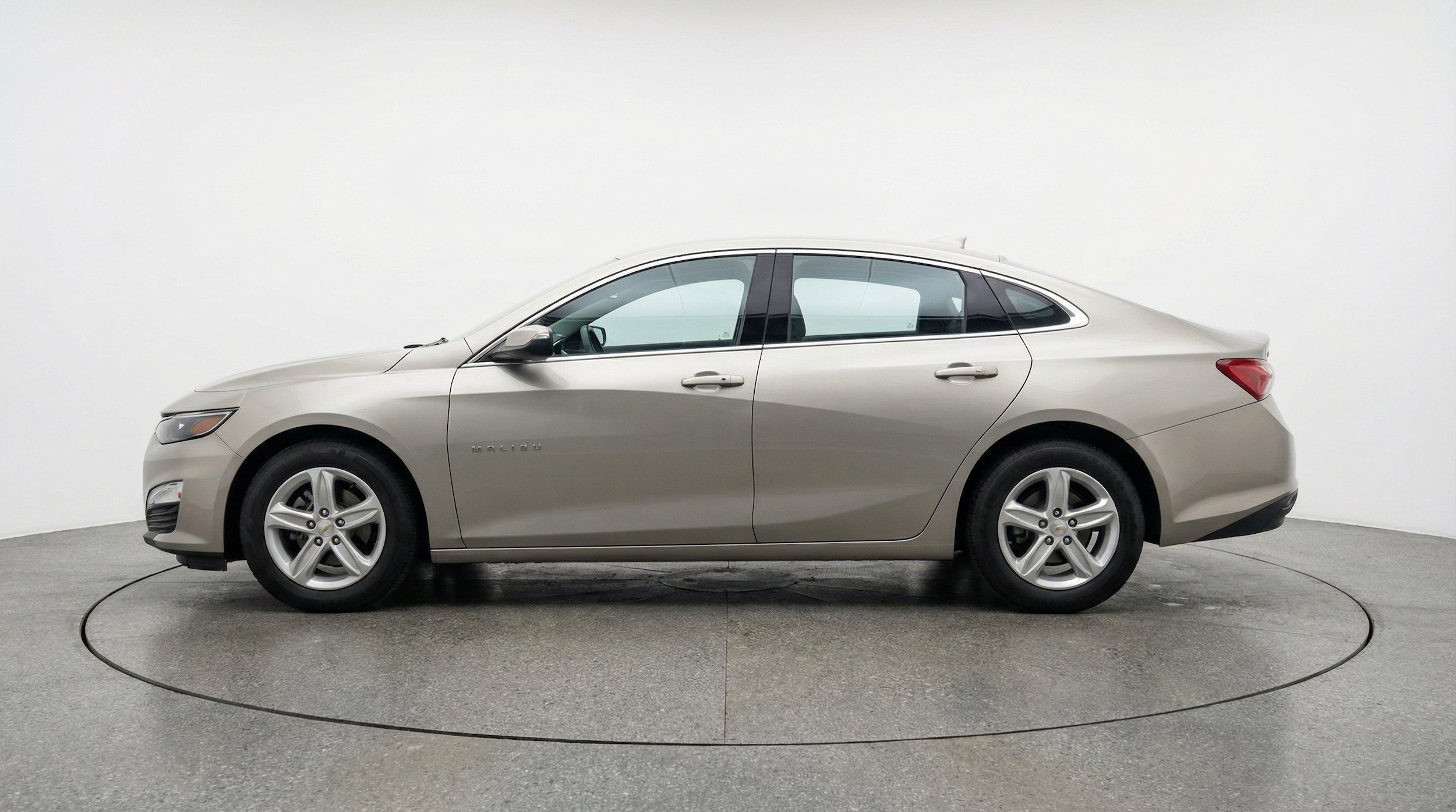 Thumbnail: 2024 Chevrolet Malibu - 5