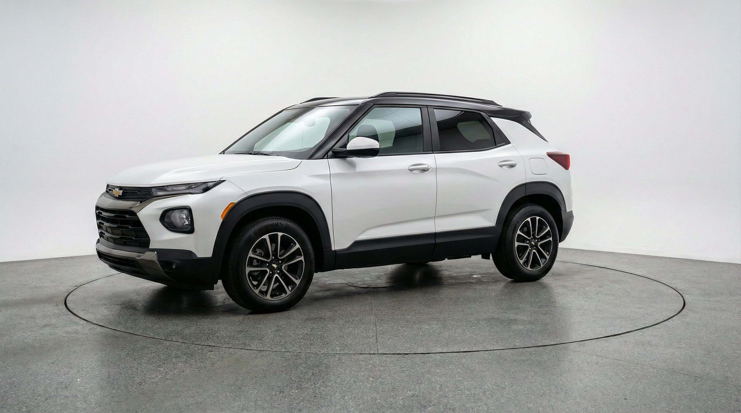 Thumbnail: 2025 Chevrolet TrailBlazer - 3