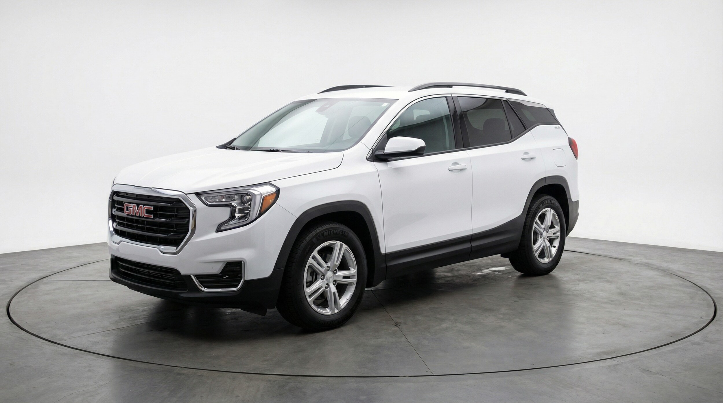 Thumbnail: 2024 GMC Terrain - 3