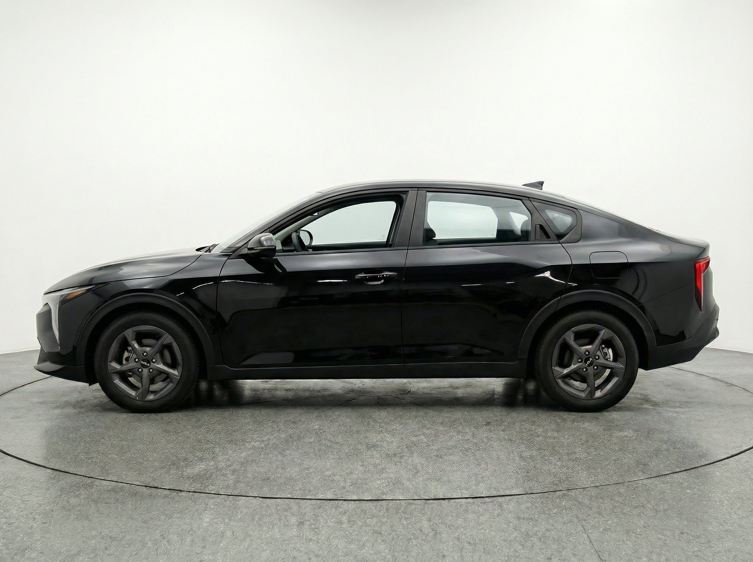Thumbnail: 2025 Kia K4 - 5