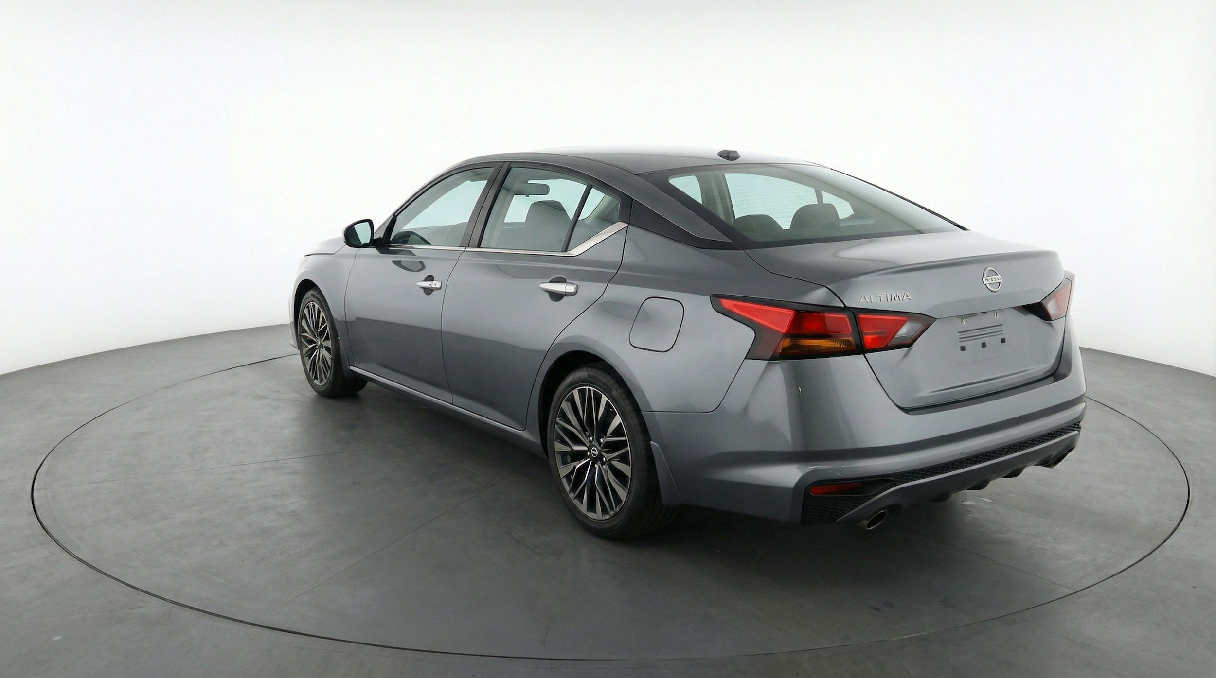 Thumbnail: 2025 Nissan Altima - 6