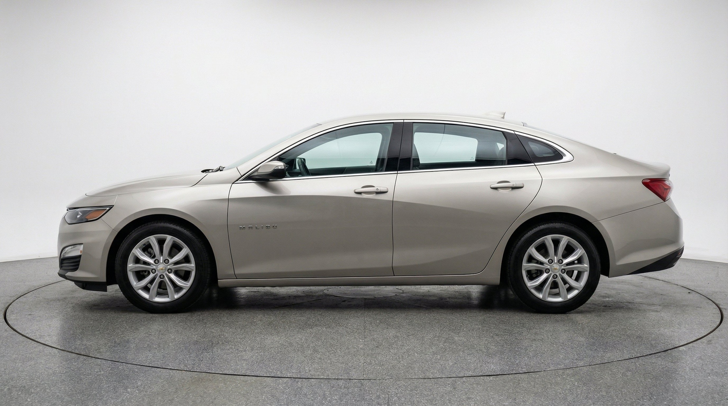 Thumbnail: 2024 Chevrolet Malibu - 5