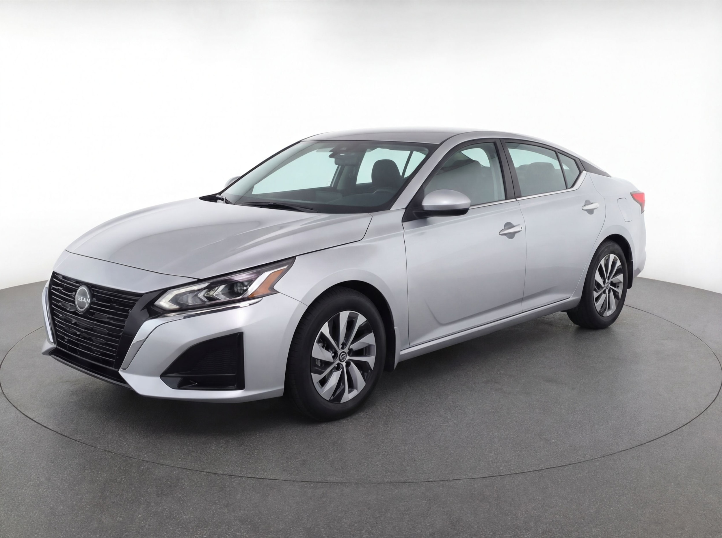 Thumbnail: 2023 Nissan Altima - 3