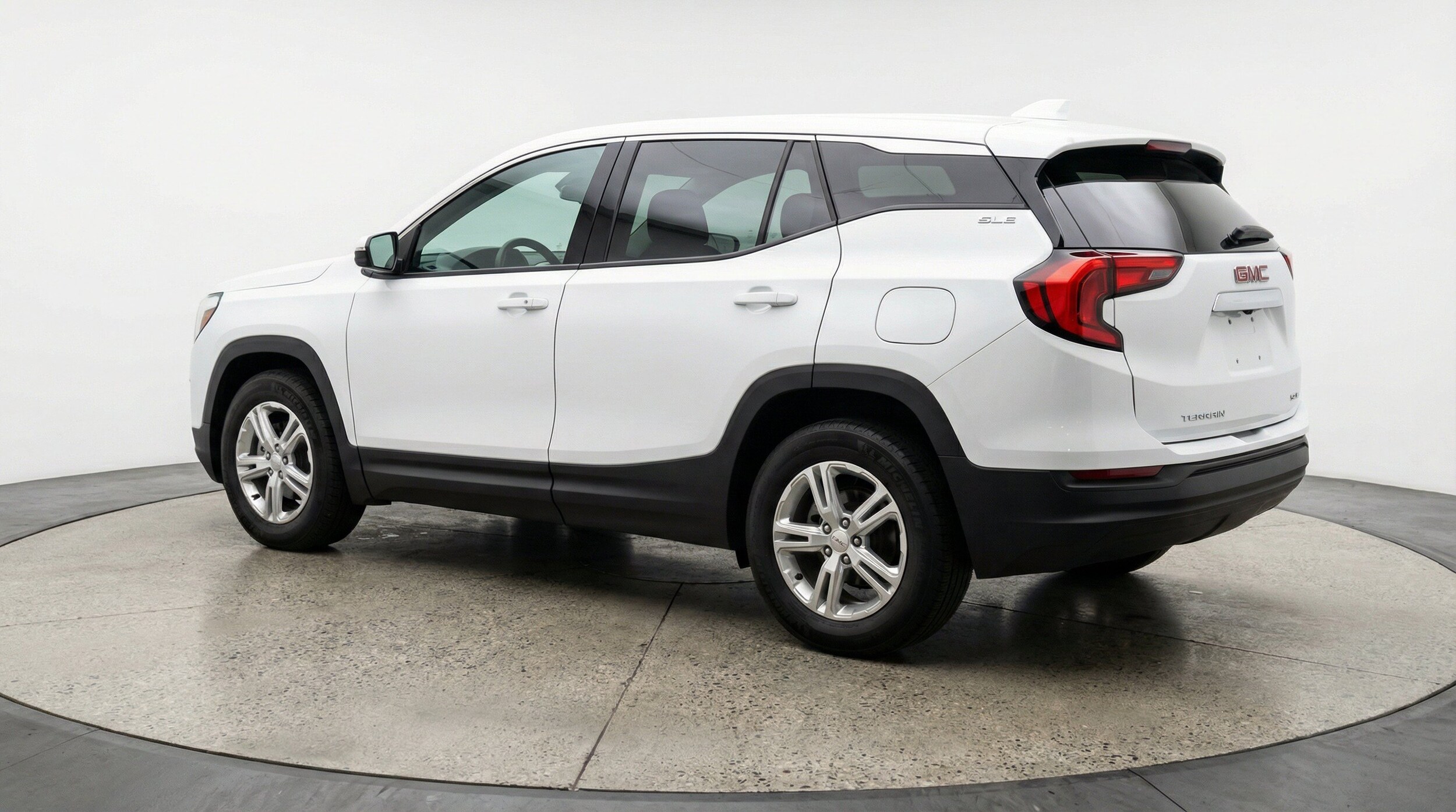 Thumbnail: 2024 GMC Terrain - 6