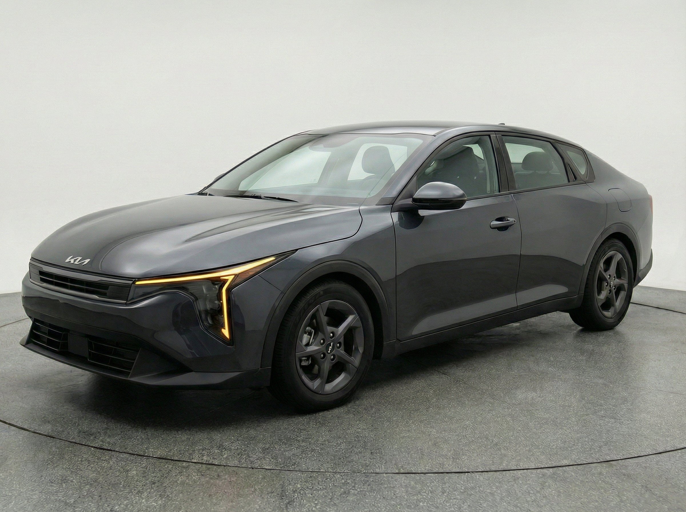 Thumbnail: 2025 Kia K4 - 3